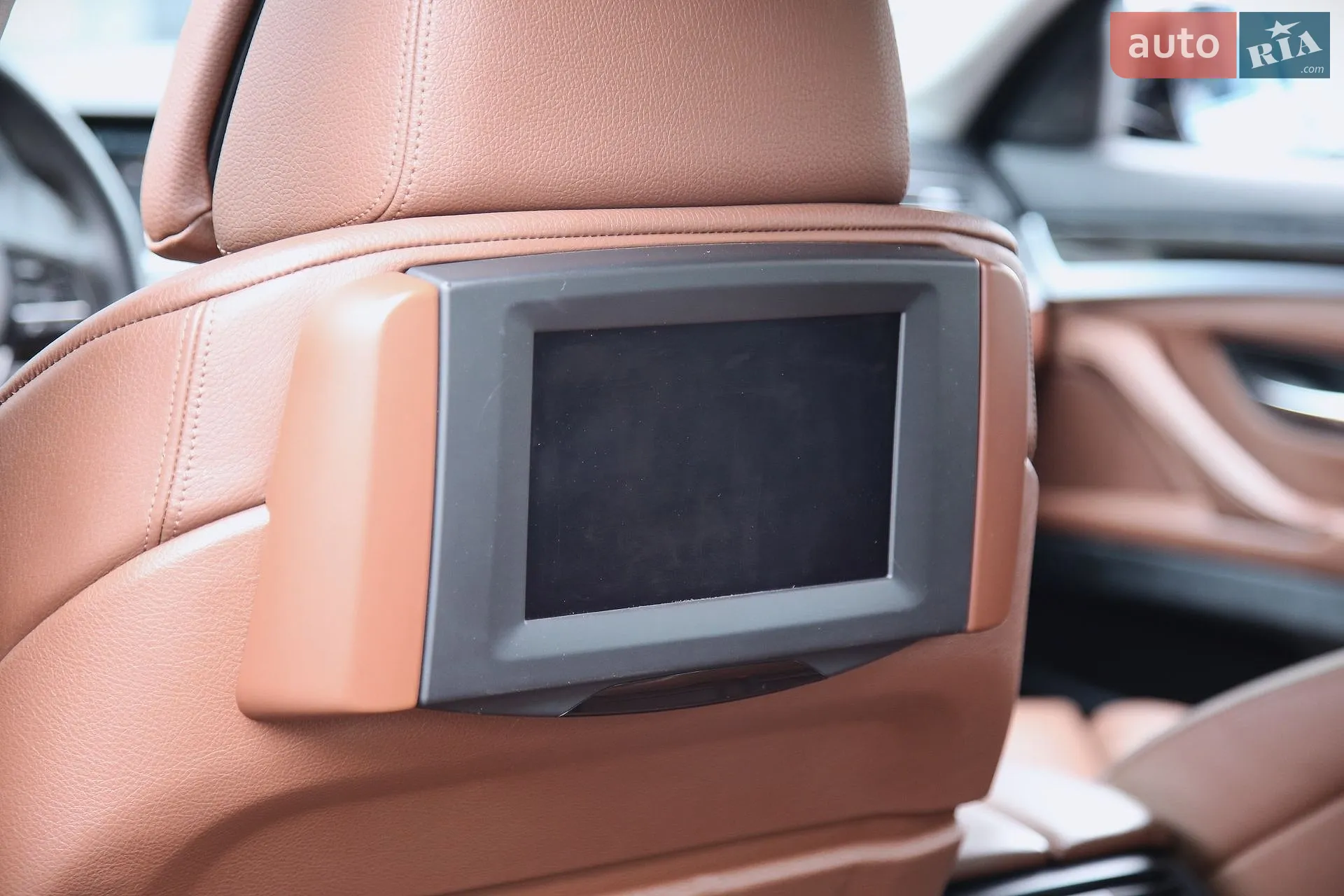2011 BMW 5er - мініатюра 17