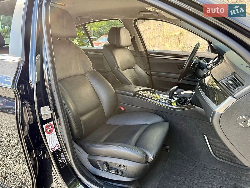 Седан BMW 5 Series 2012 в Харькове