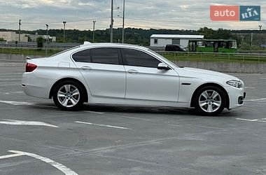 Седан BMW 5 Series 2015 в Киеве