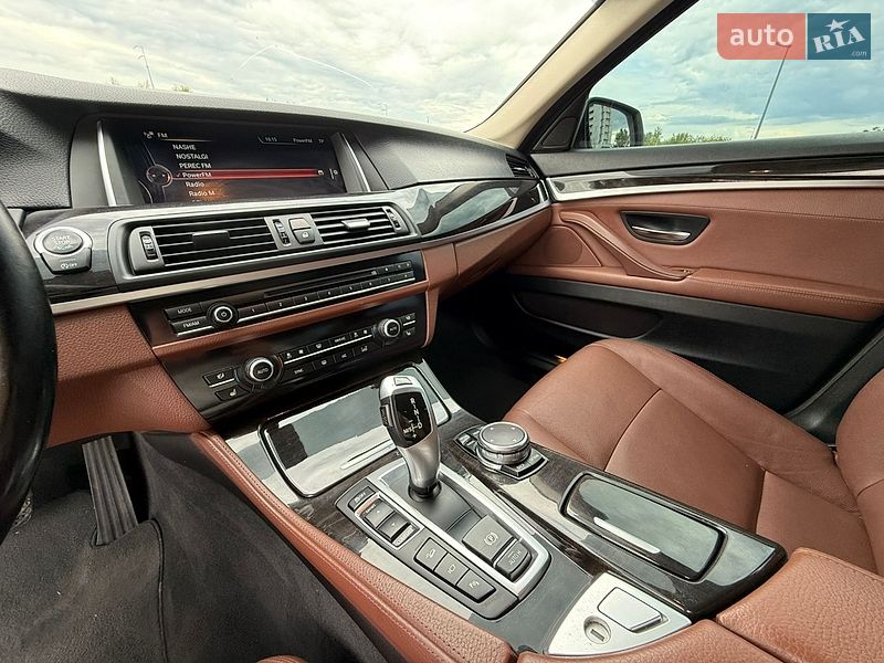 Седан BMW 5 Series 2015 в Киеве