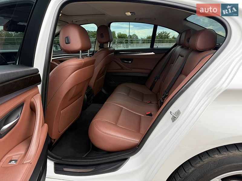 Седан BMW 5 Series 2015 в Киеве