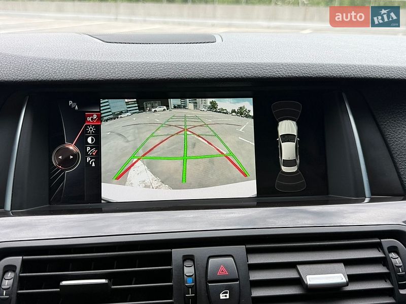 Седан BMW 5 Series 2015 в Киеве