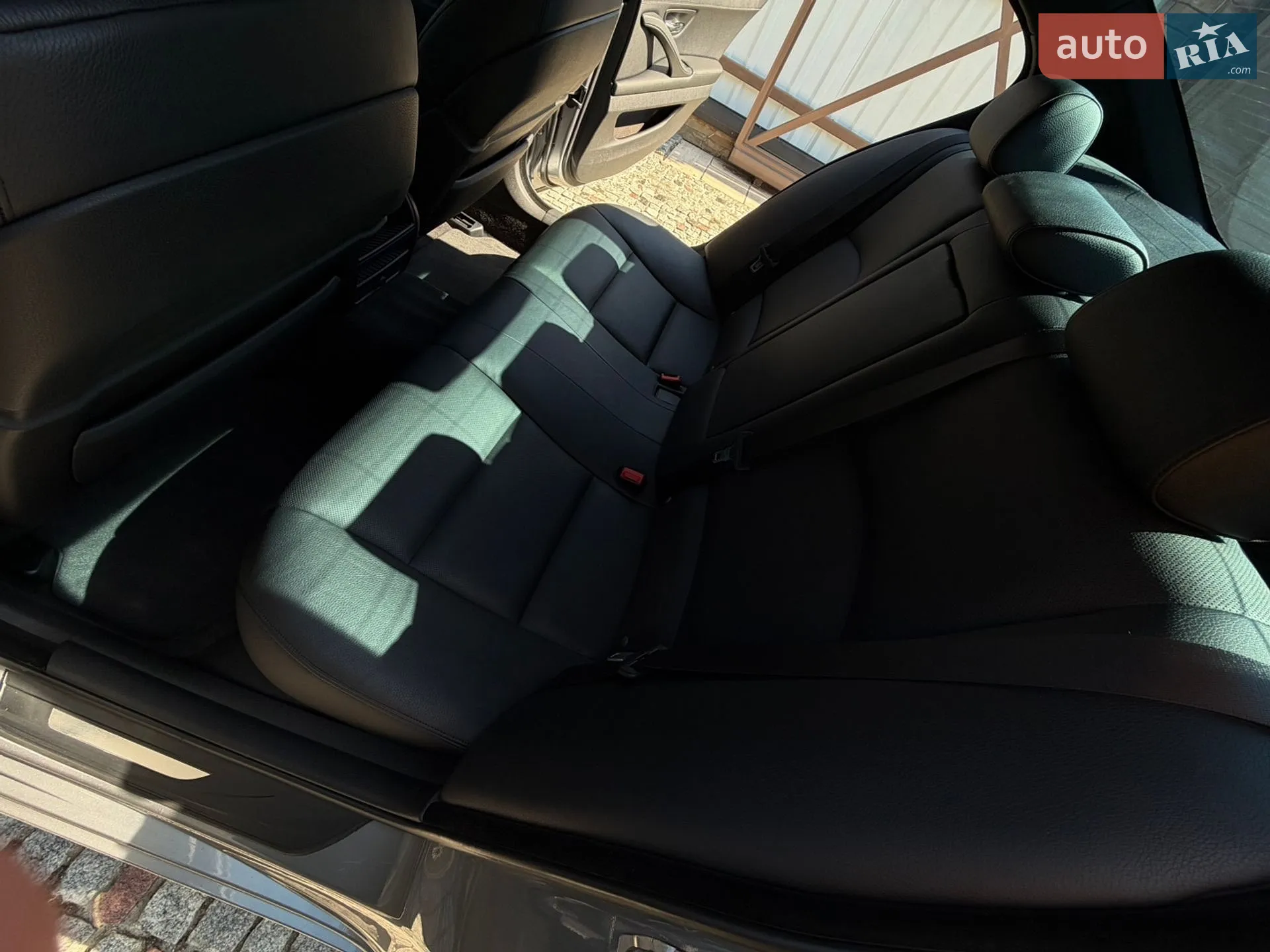 2012 BMW 5er - мініатюра 17