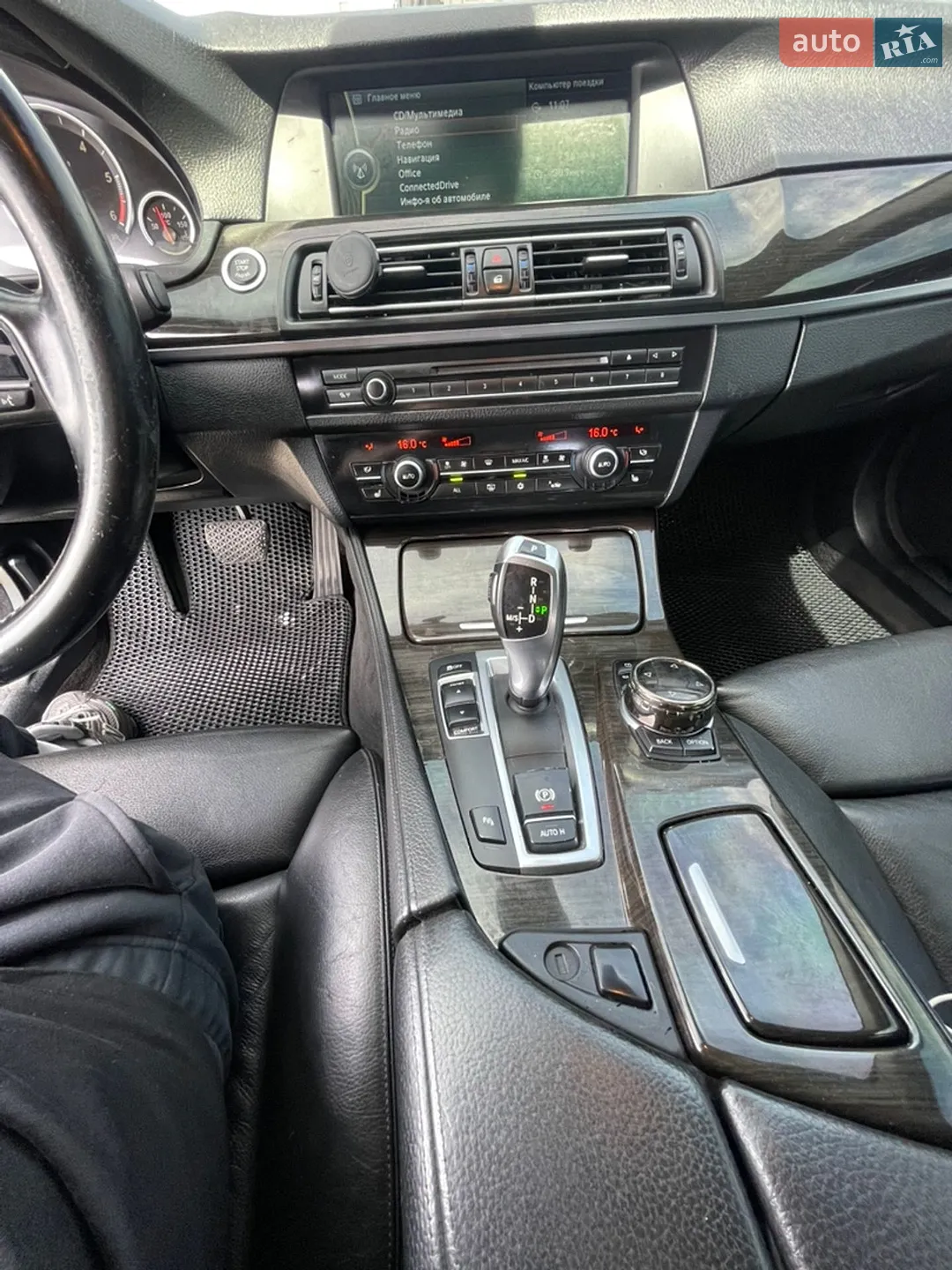 2010 BMW 5er - мініатюра 14