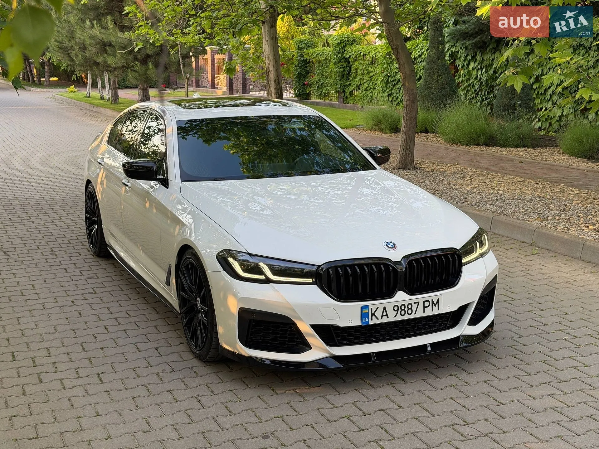 2017 BMW 5er - мініатюра 5