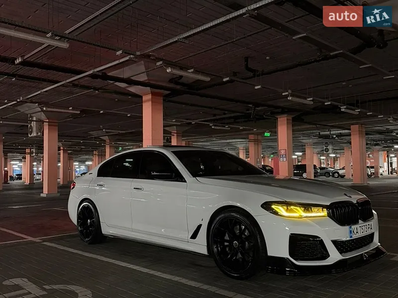 BMW 5 Series 2019 VIN WBAJE7C55KWW25433 фото оголошення 25 з 68