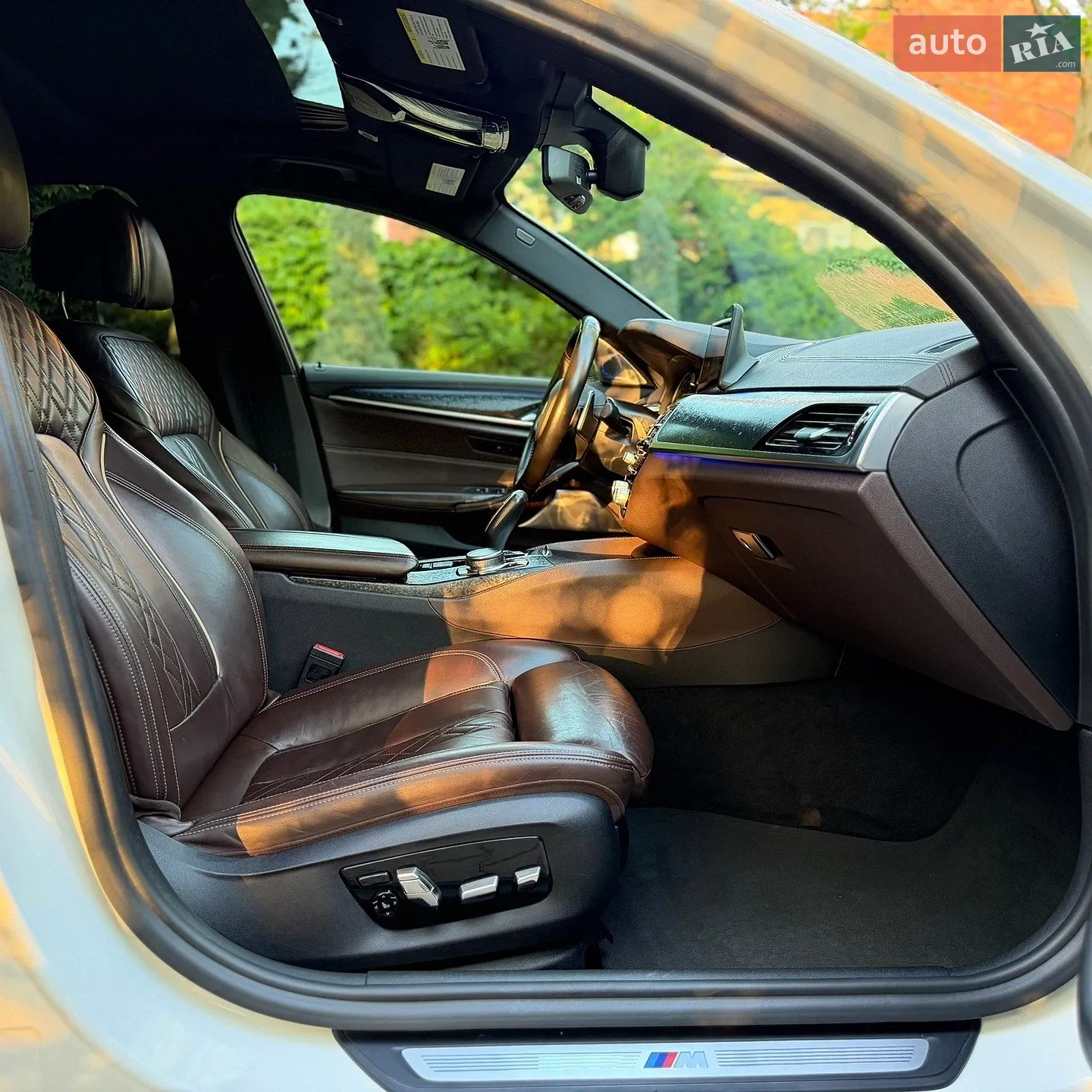 2017 BMW 5er - мініатюра 38