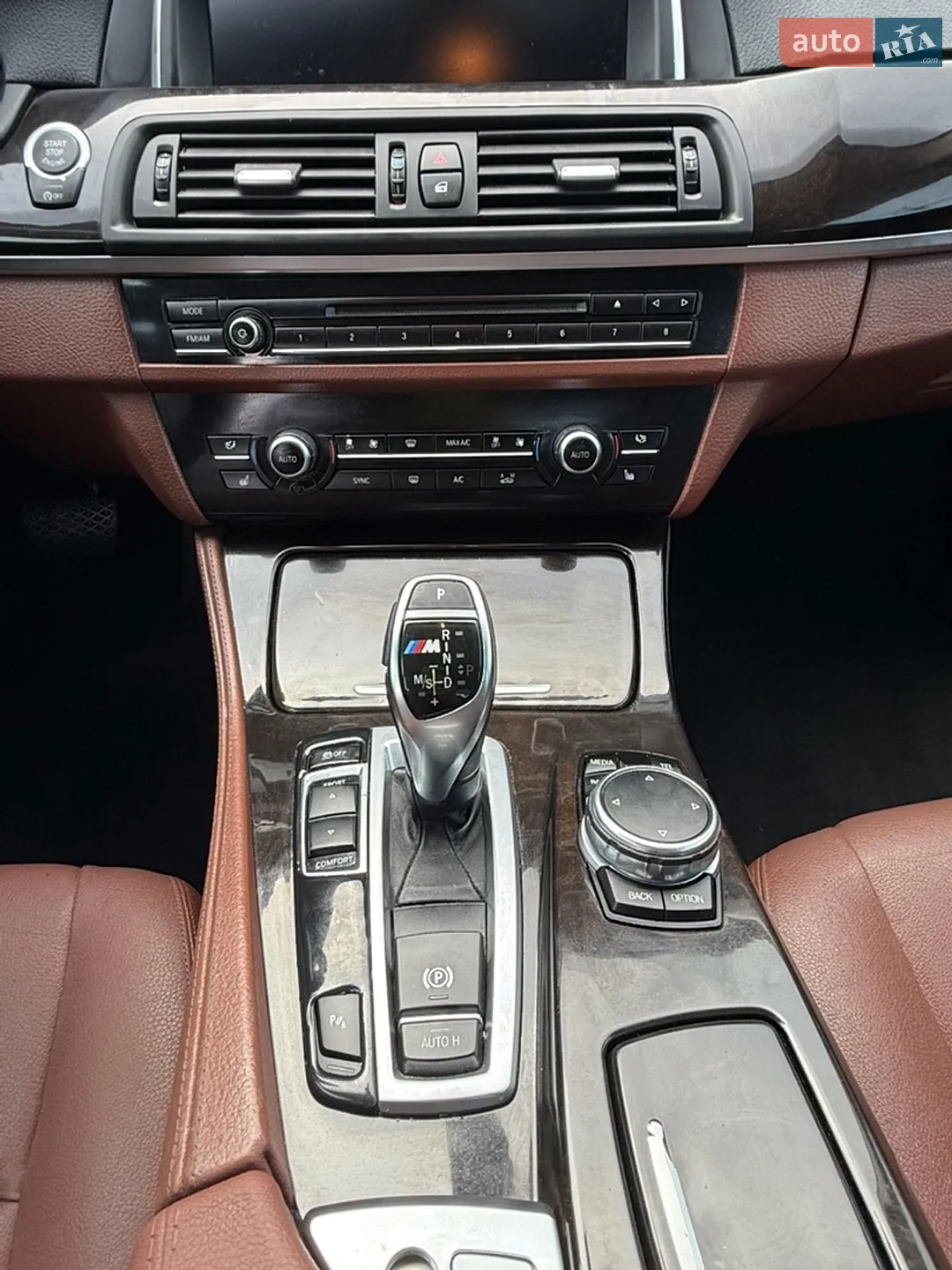 2016 BMW 5er - мініатюра 23