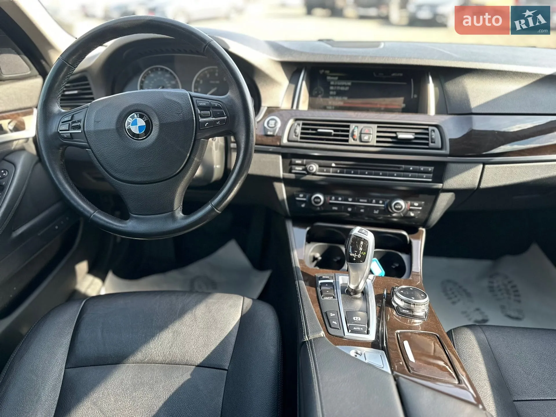 2014 BMW 5er - мініатюра 18