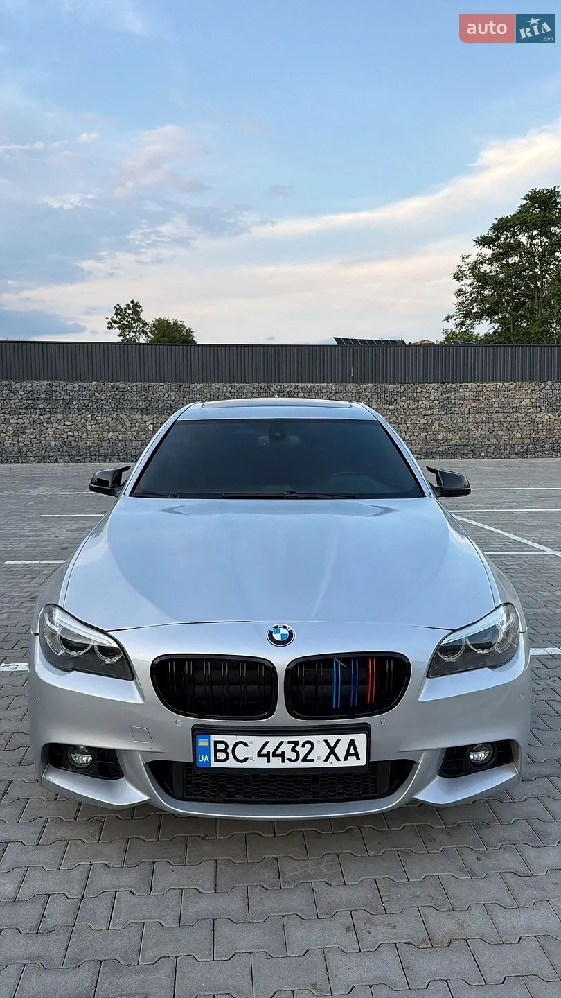 2011 BMW 5er - мініатюра 2