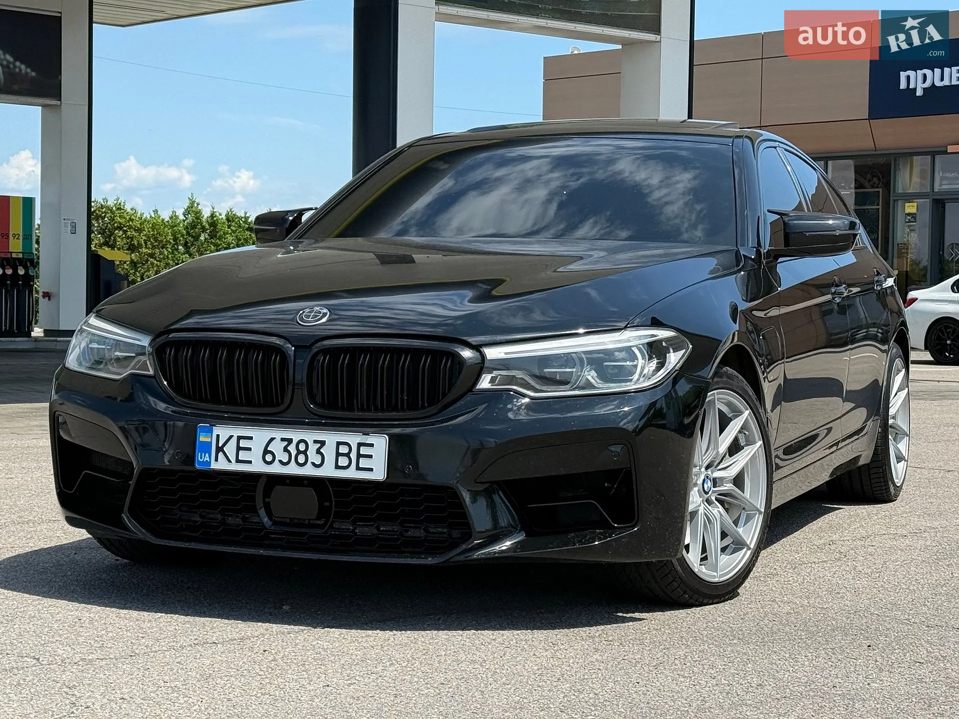 2017 BMW 5er - мініатюра 2