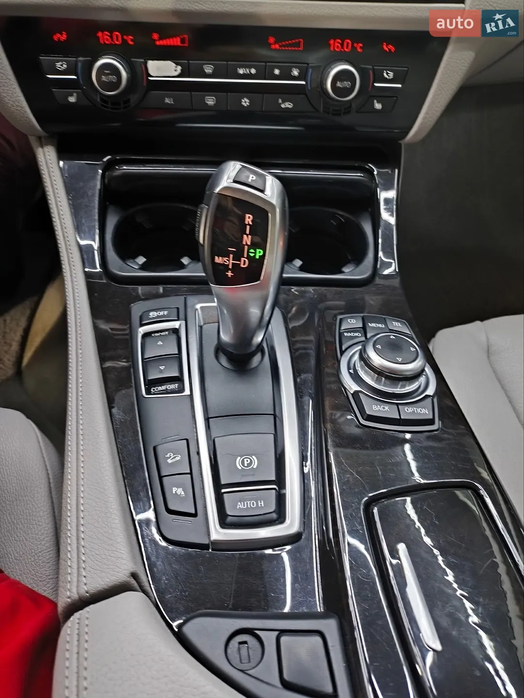 2011 BMW 5er - мініатюра 23