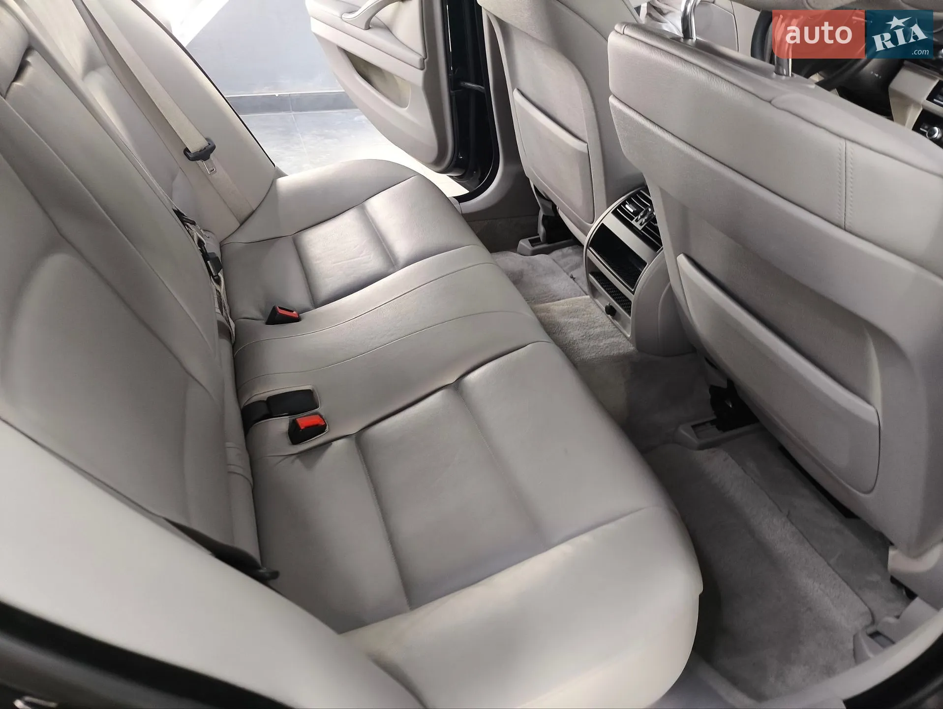 2011 BMW 5er - мініатюра 32