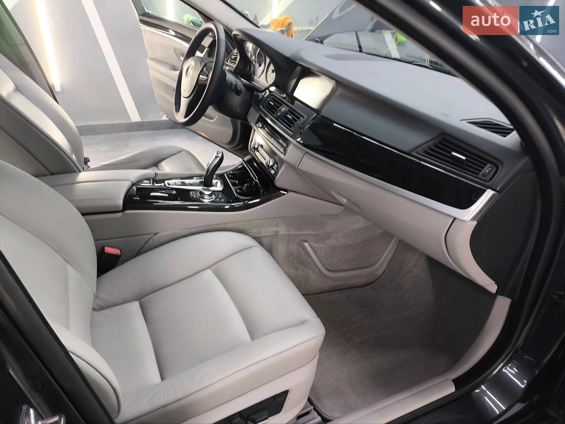 2011 BMW 5er - мініатюра 37