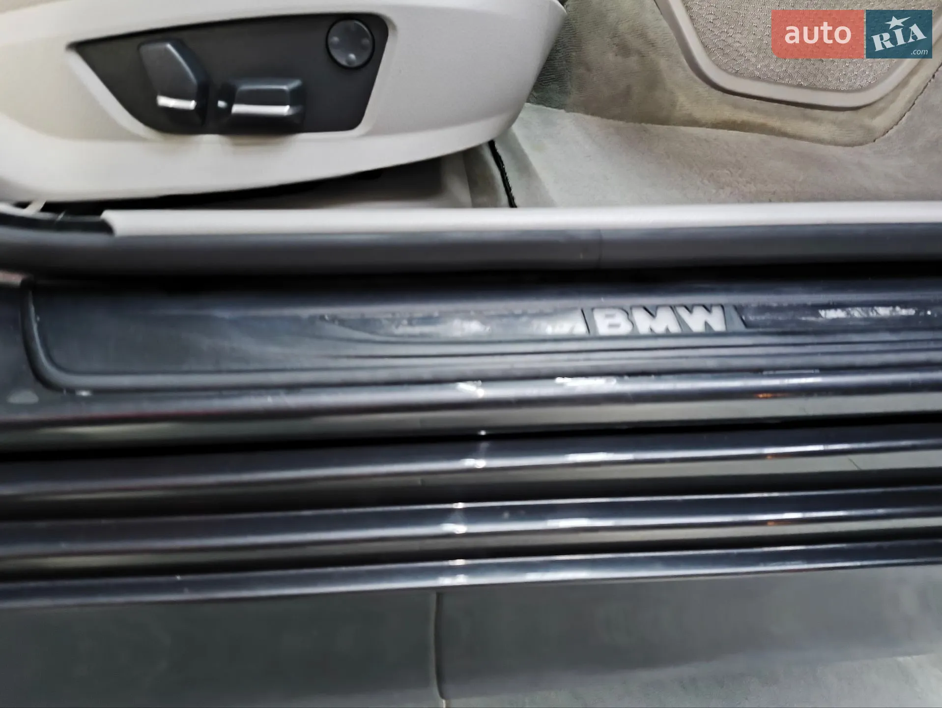 2011 BMW 5er - мініатюра 79
