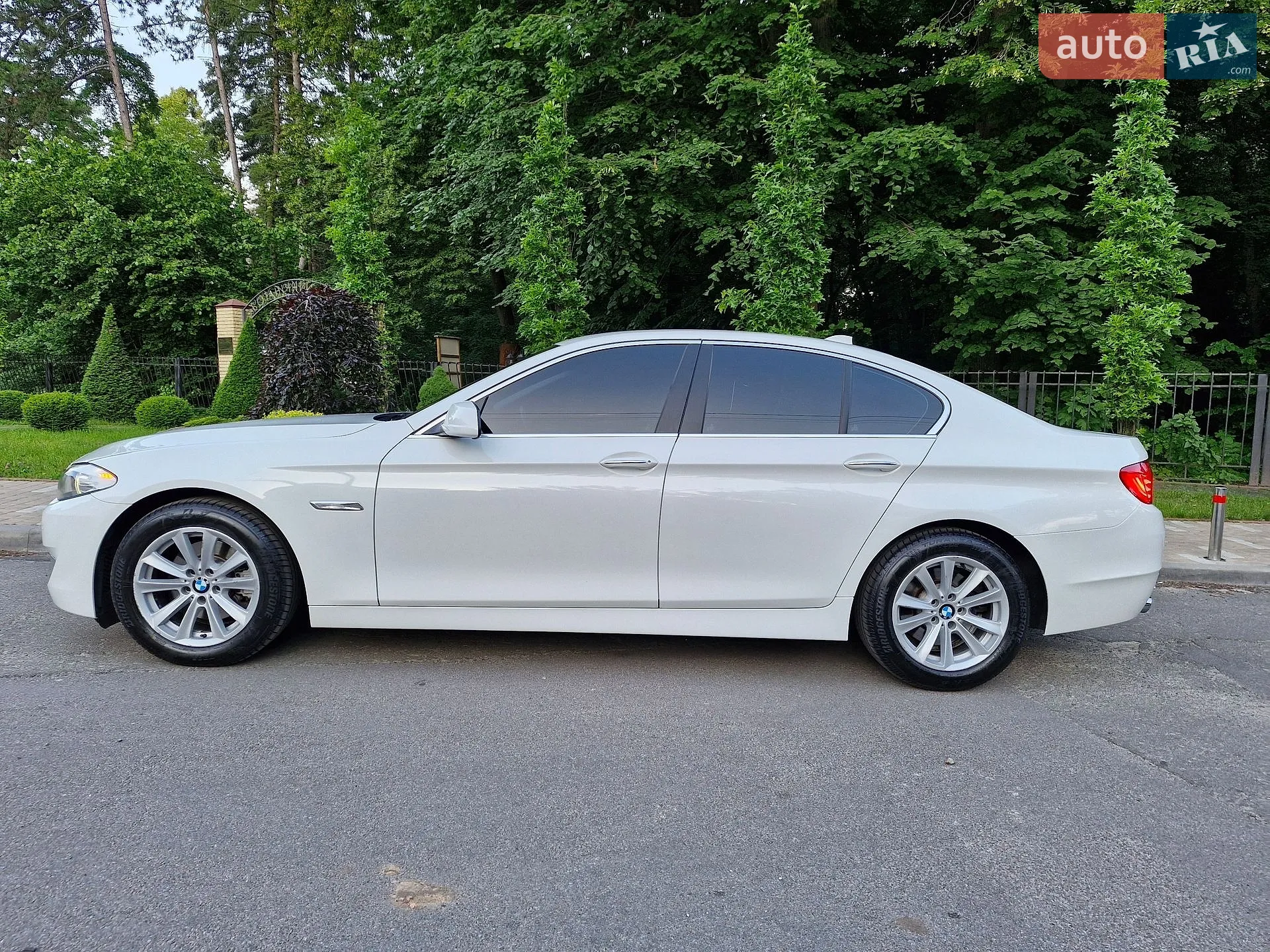 2012 BMW 5er - мініатюра 9