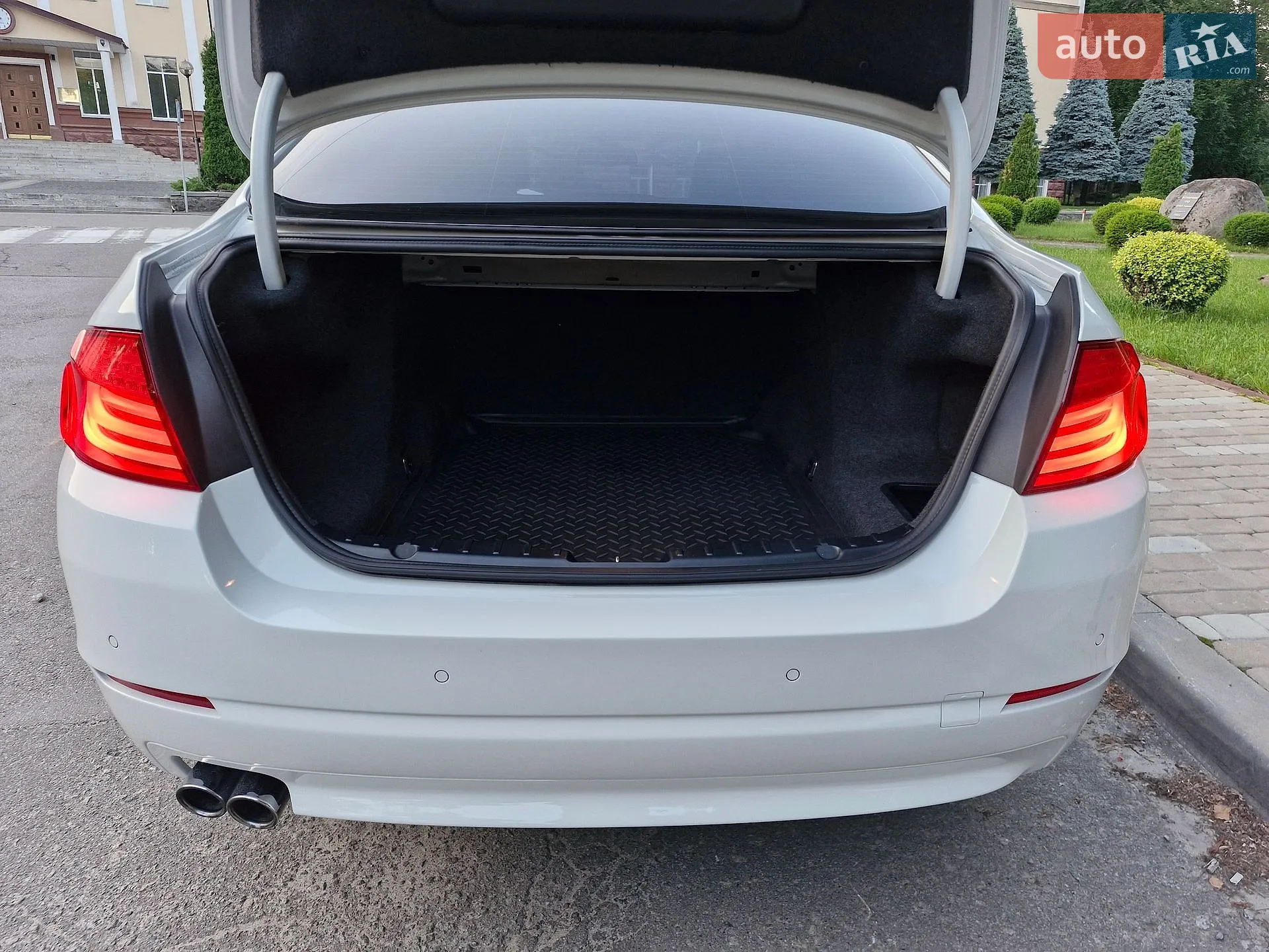 2012 BMW 5er - мініатюра 19