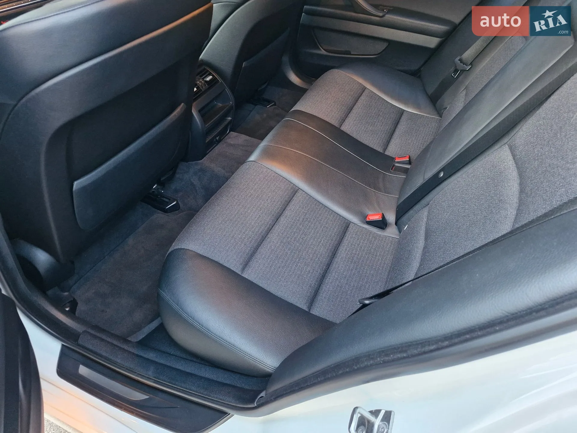 2012 BMW 5er - мініатюра 79