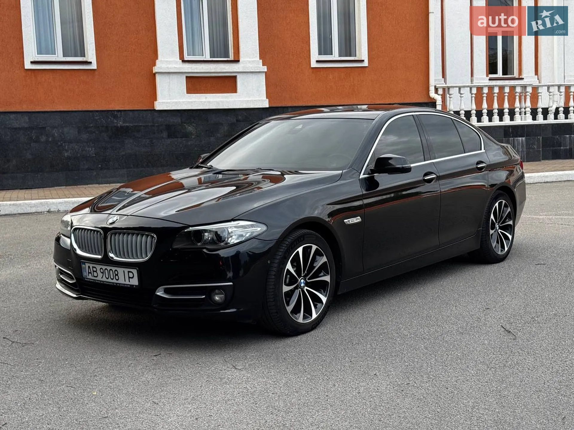 2013 BMW 5er - мініатюра 2