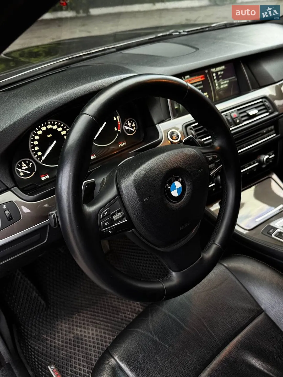 2013 BMW 5er - мініатюра 19