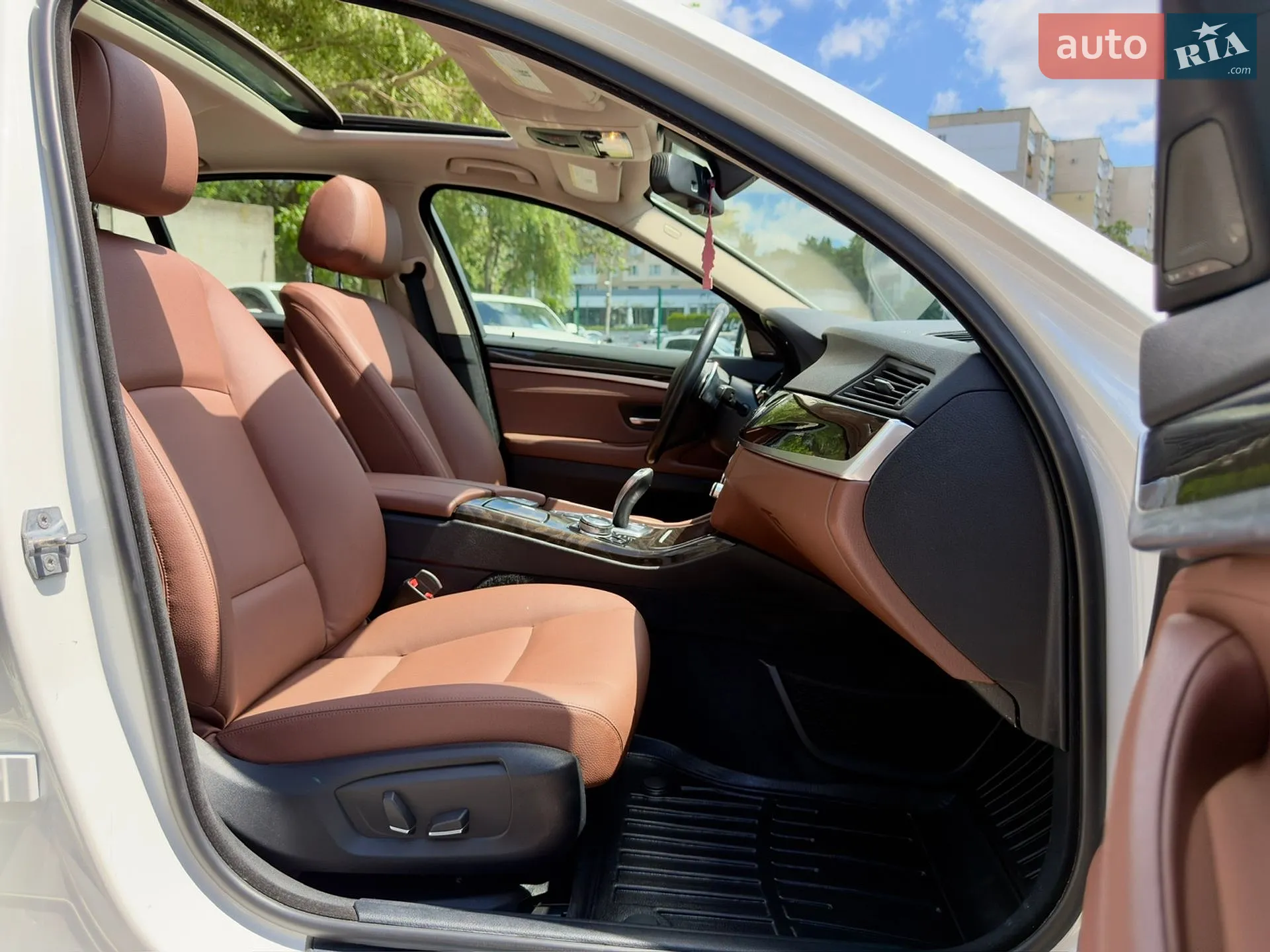2014 BMW 5er - мініатюра 3