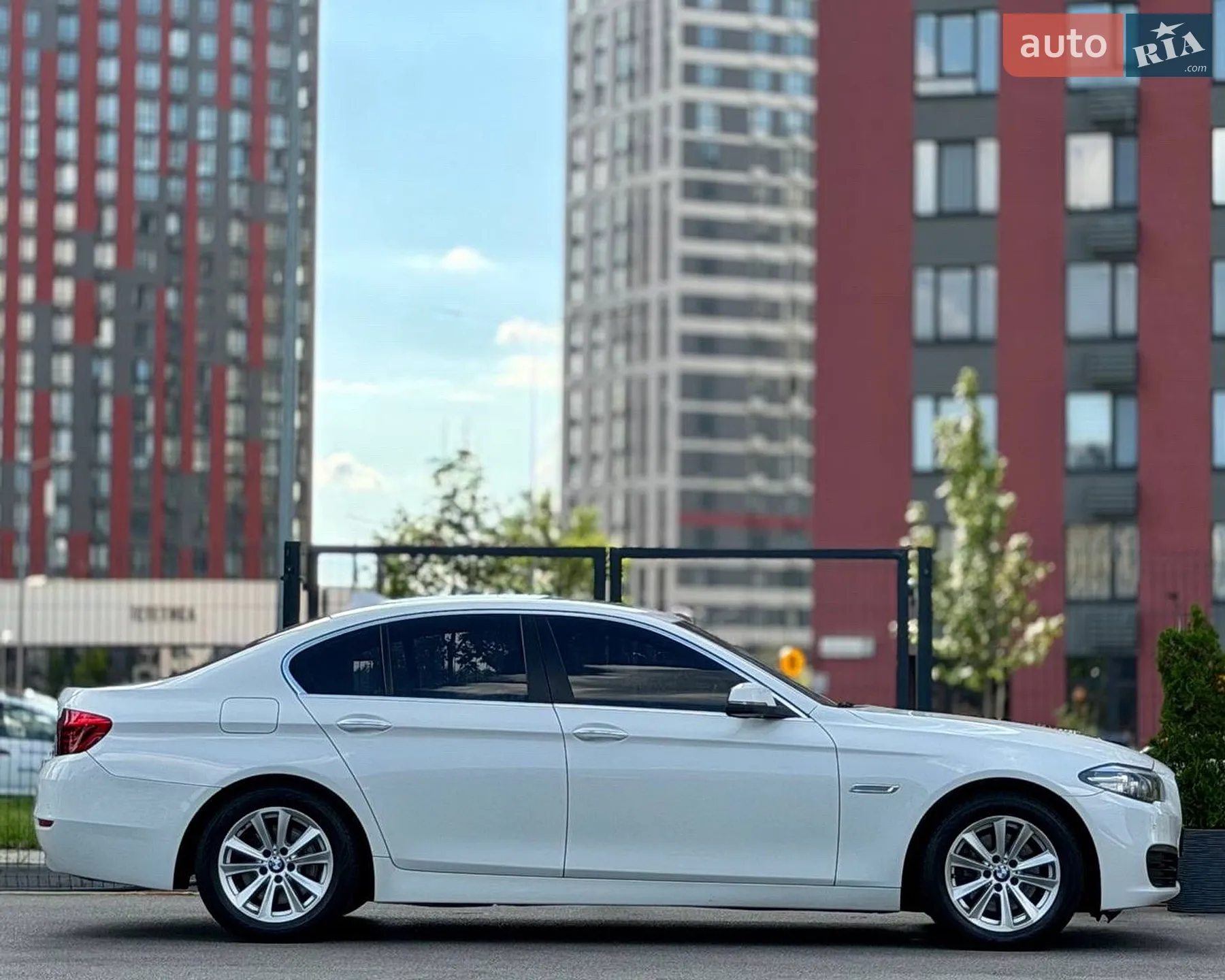 2016 BMW 5er - мініатюра 8