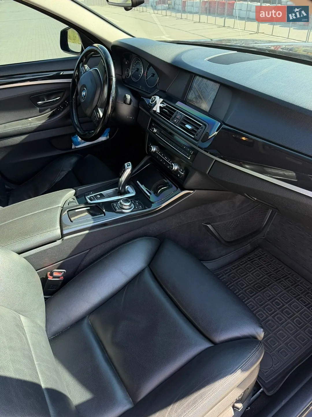 2010 BMW 5er - мініатюра 15