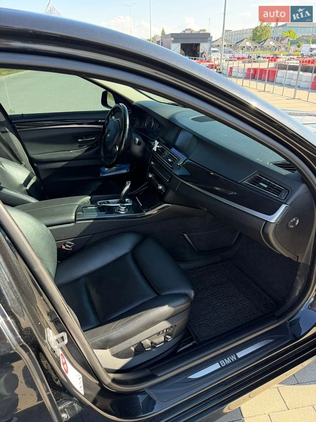 2010 BMW 5er - мініатюра 16