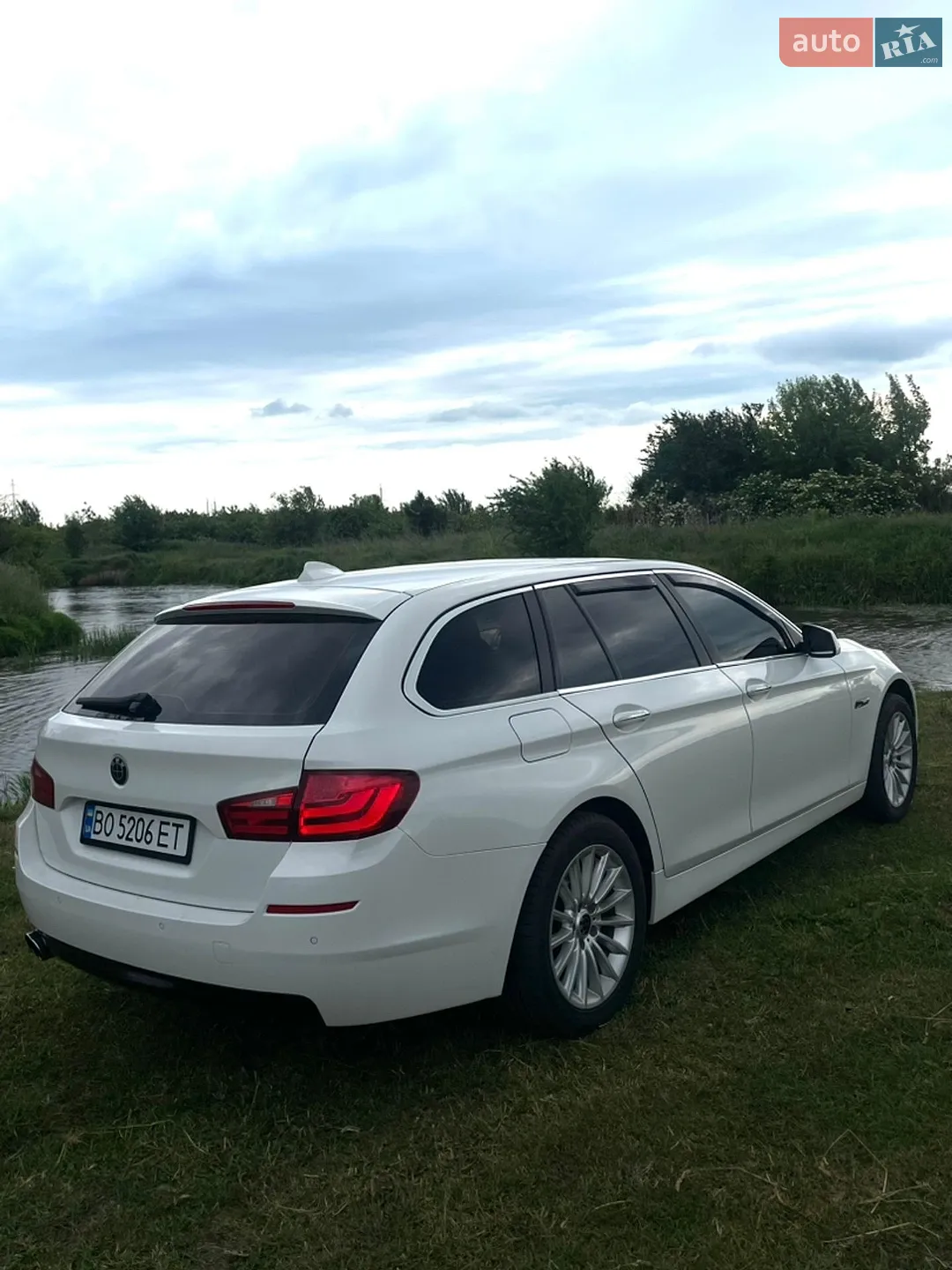 2013 BMW 5er - мініатюра 2