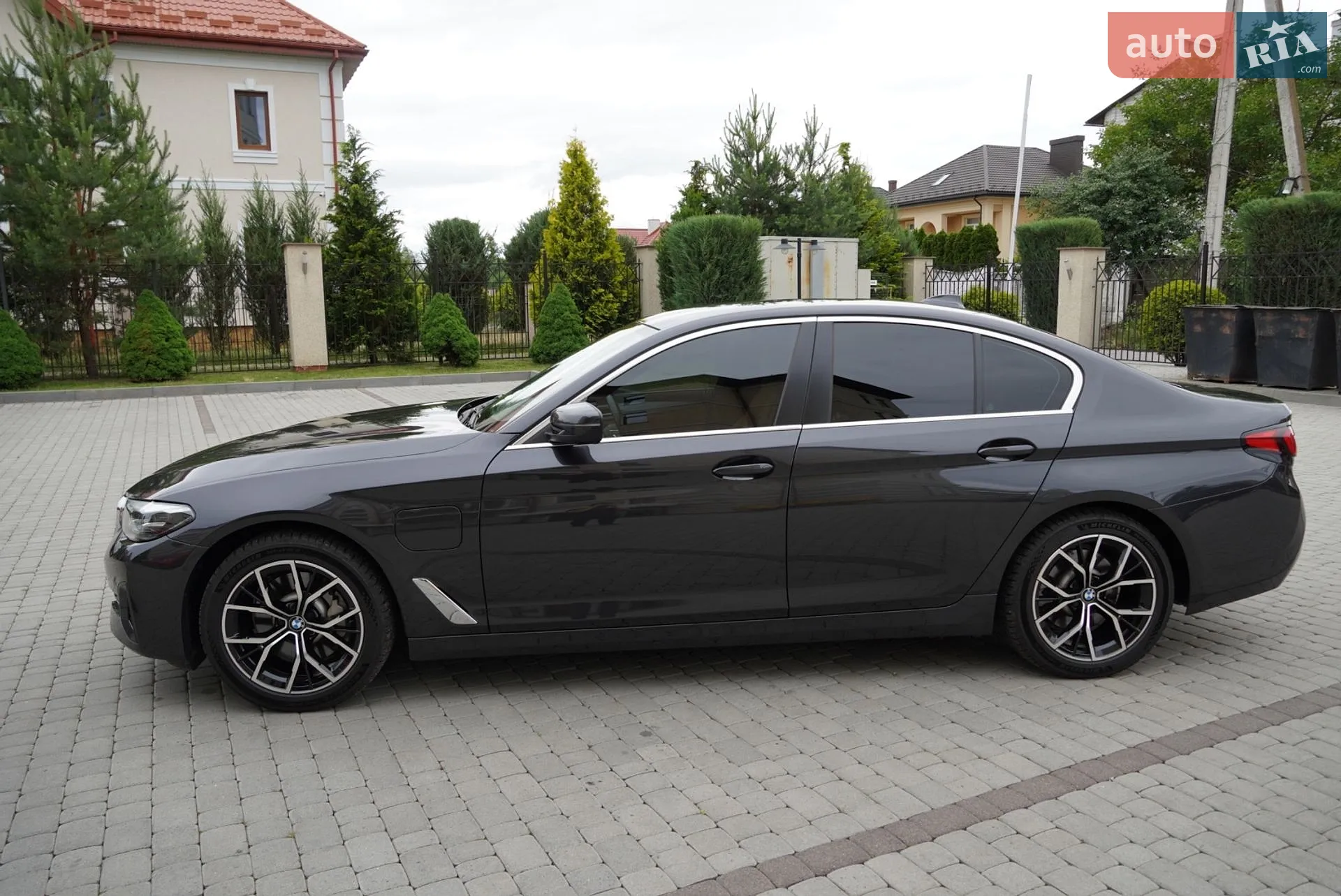 2020 BMW 5er - мініатюра 3