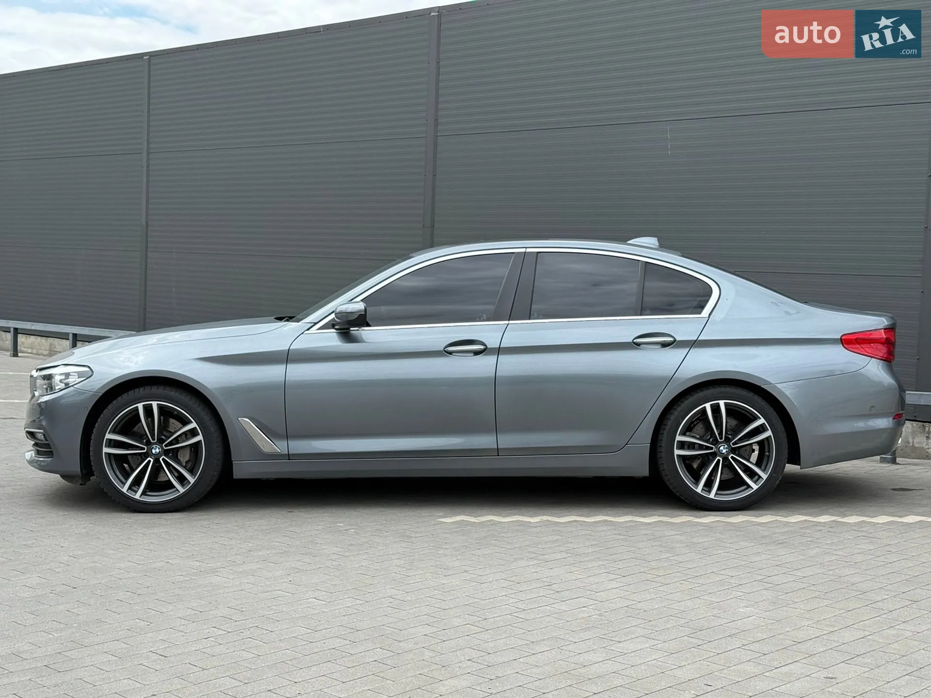 2017 BMW 5er - мініатюра 12