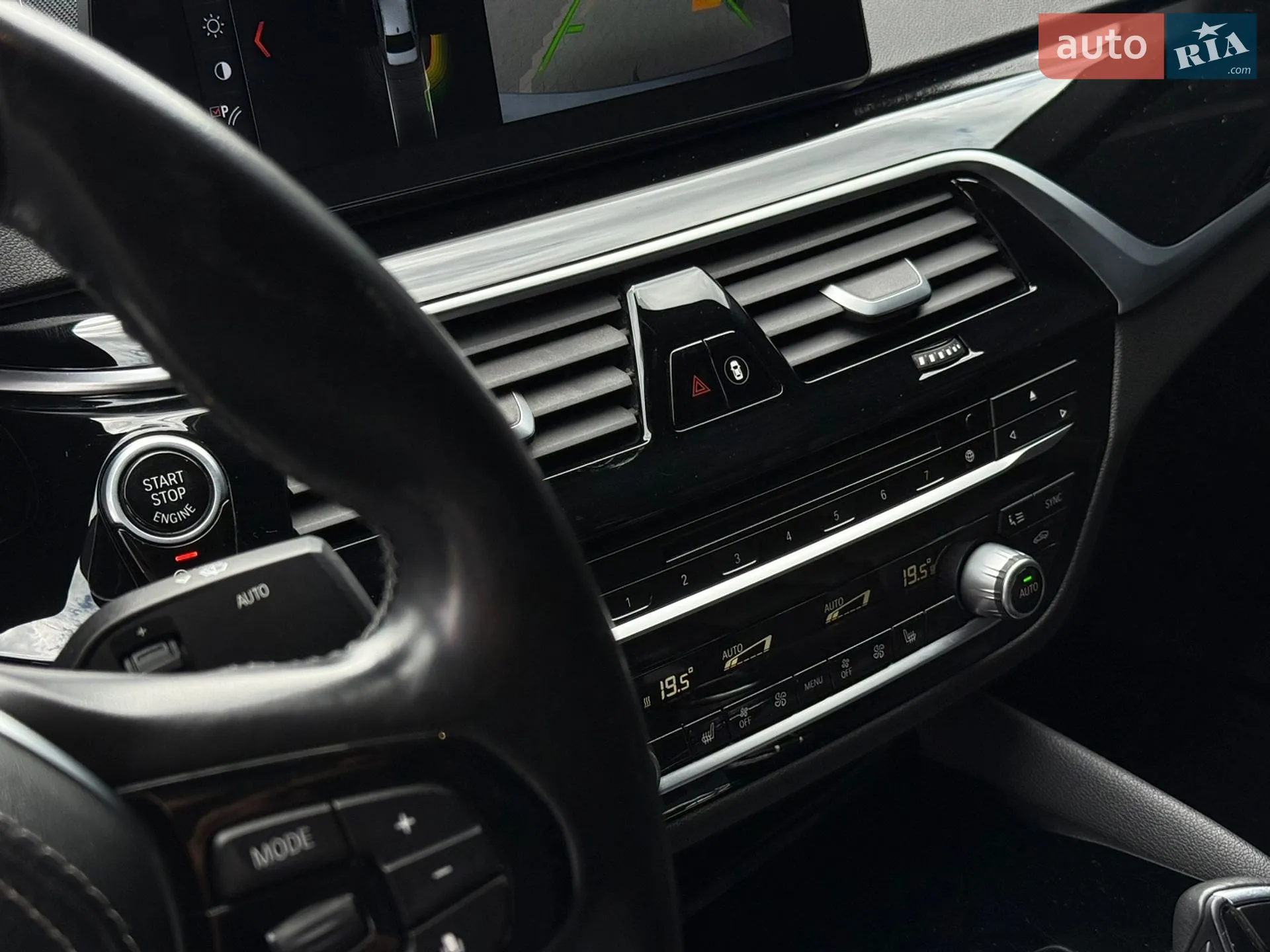 2017 BMW 5er - мініатюра 31