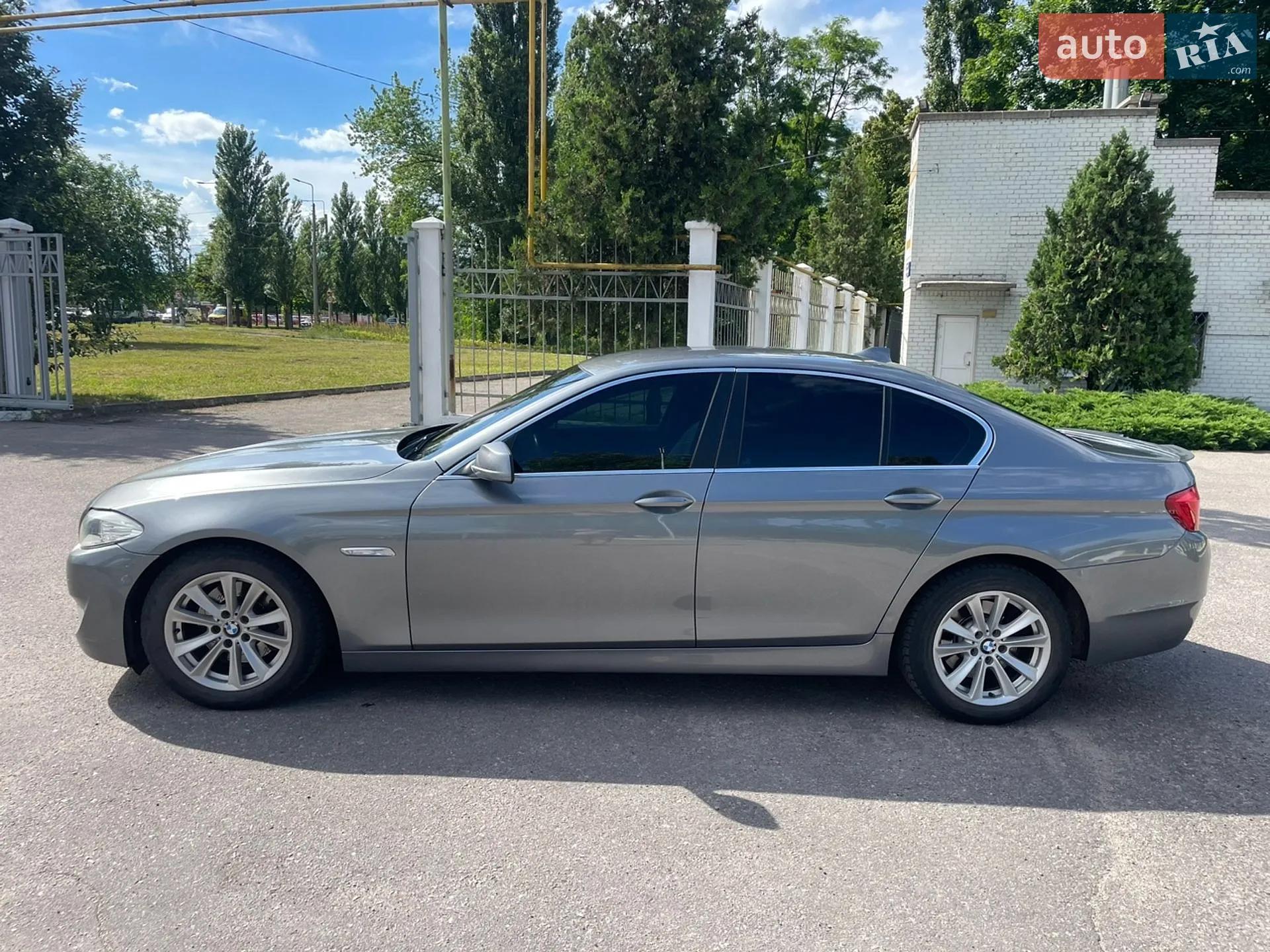2010 BMW 5er - мініатюра 7
