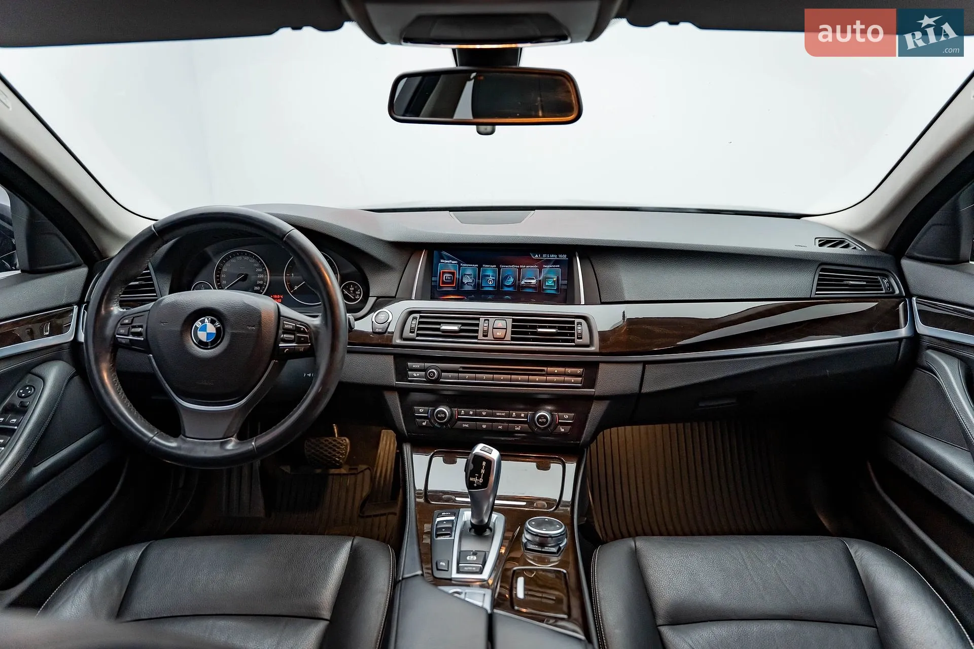 2013 BMW 5er - мініатюра 11