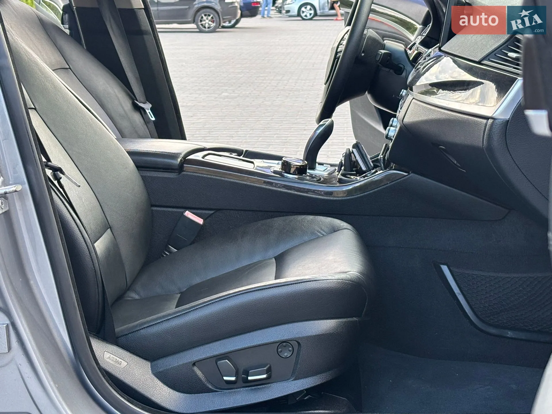 2013 BMW 5er - мініатюра 14