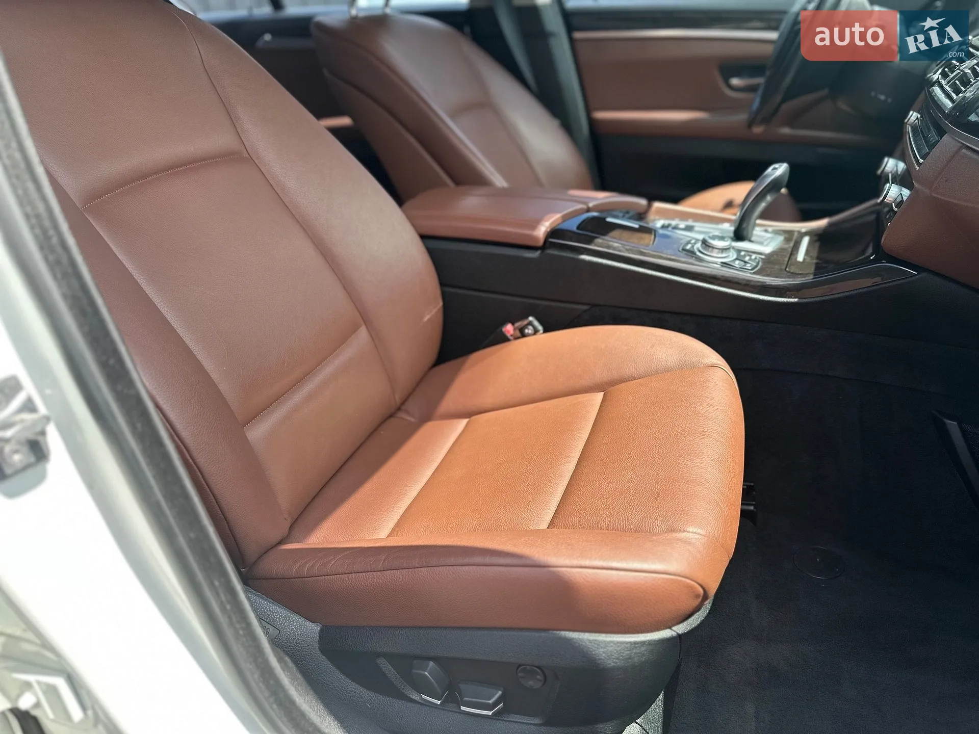 2013 BMW 5er - мініатюра 11