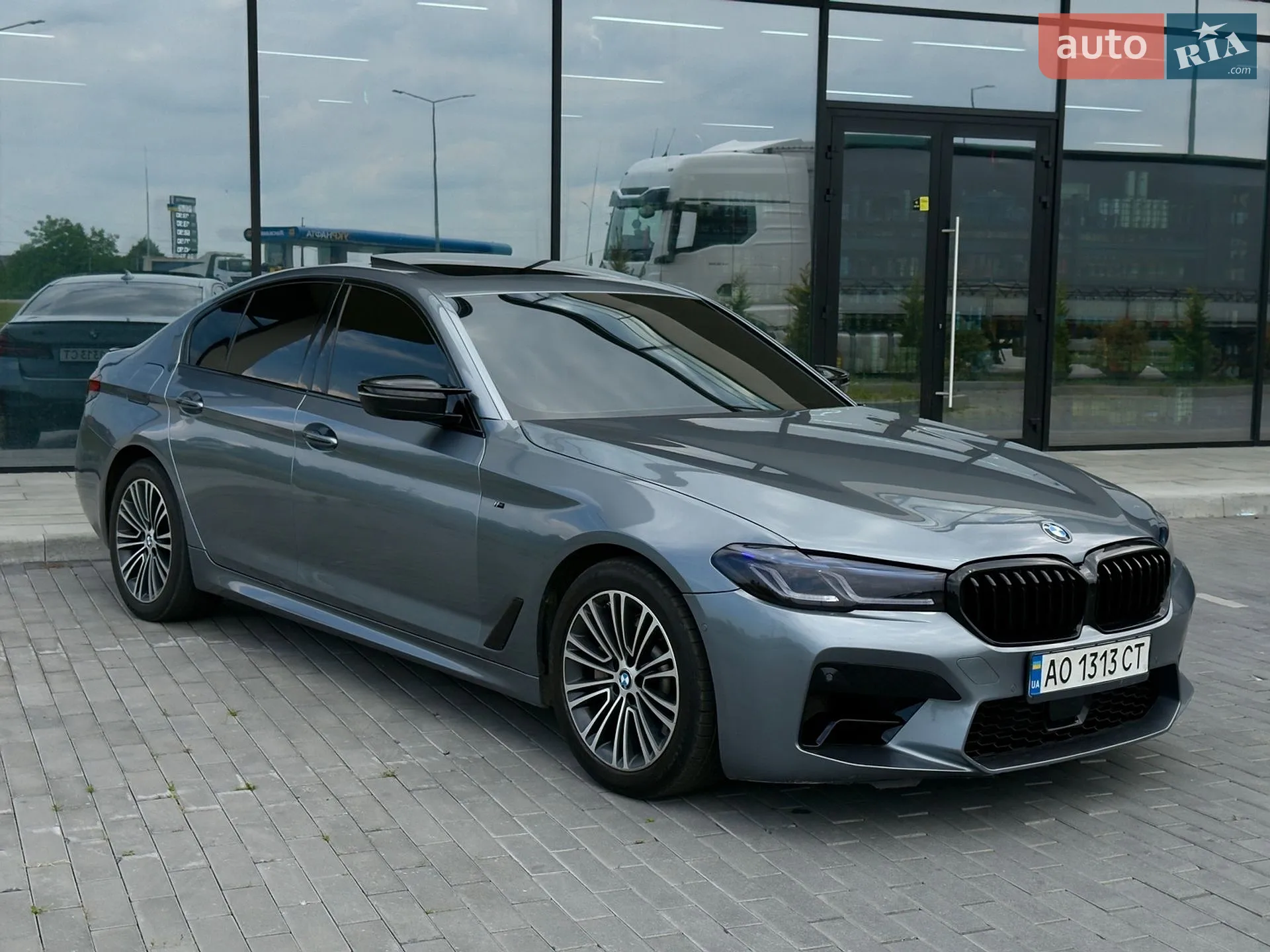 2017 BMW 5er - мініатюра 5
