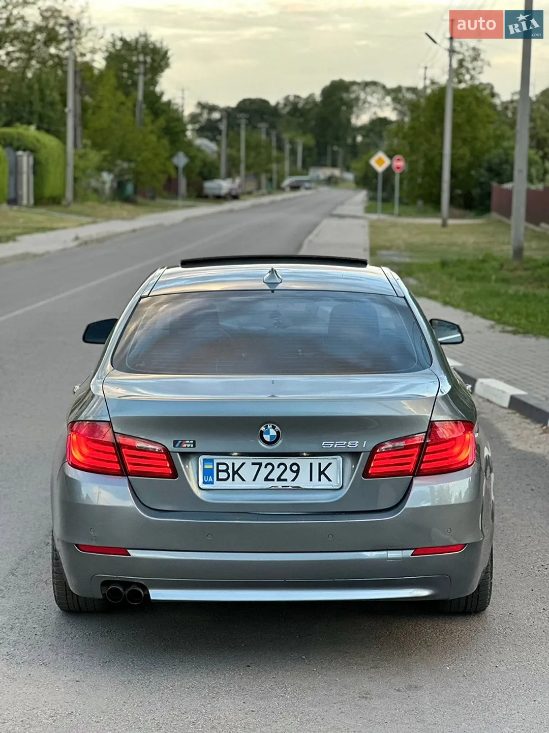 2010 BMW 5er - мініатюра 10
