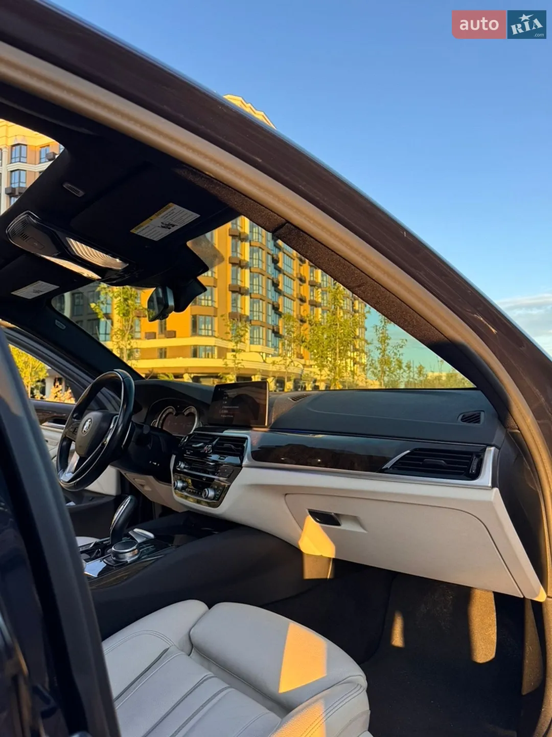 2017 BMW 5er - мініатюра 10
