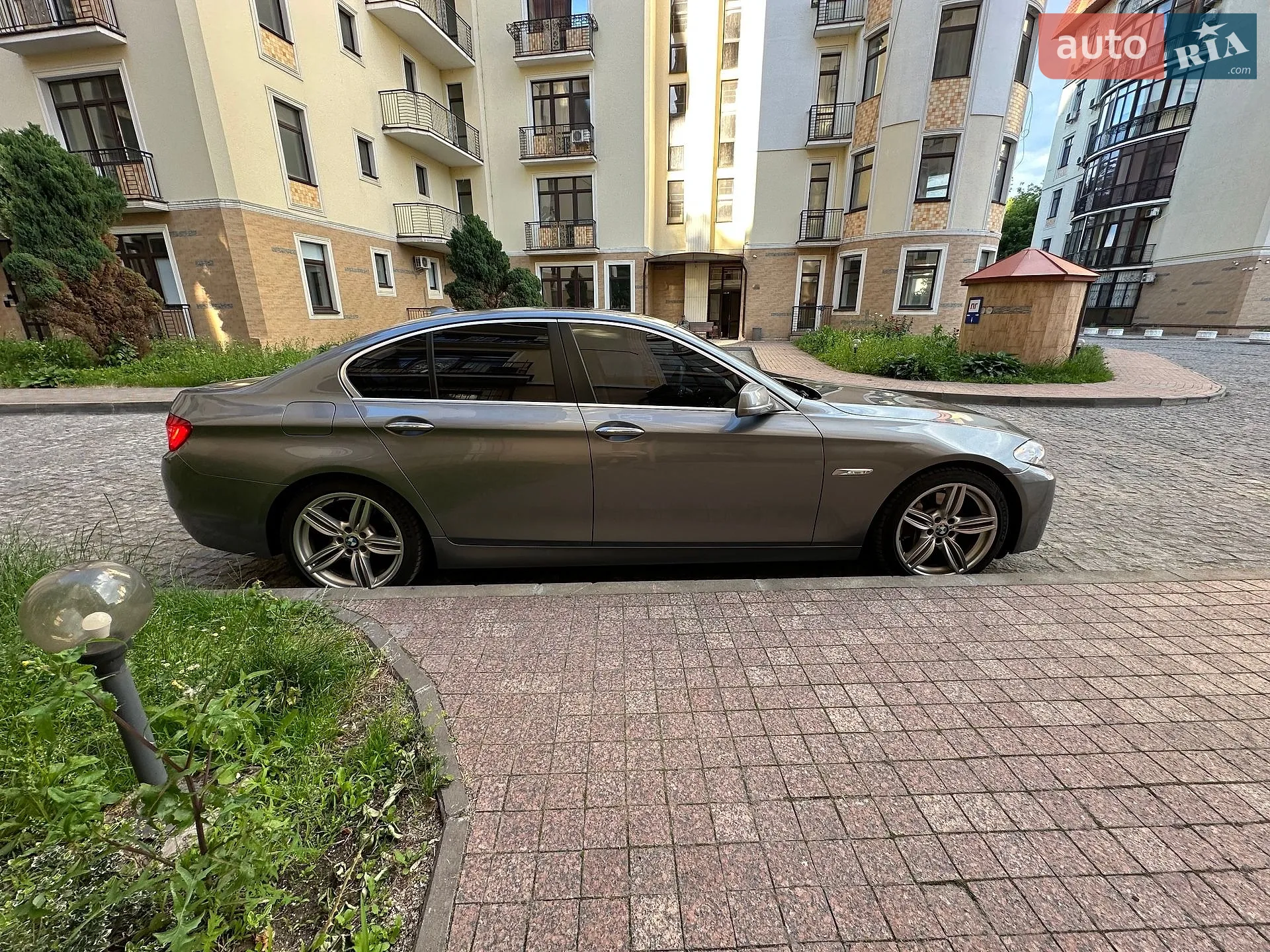 2012 BMW 5er - мініатюра 10