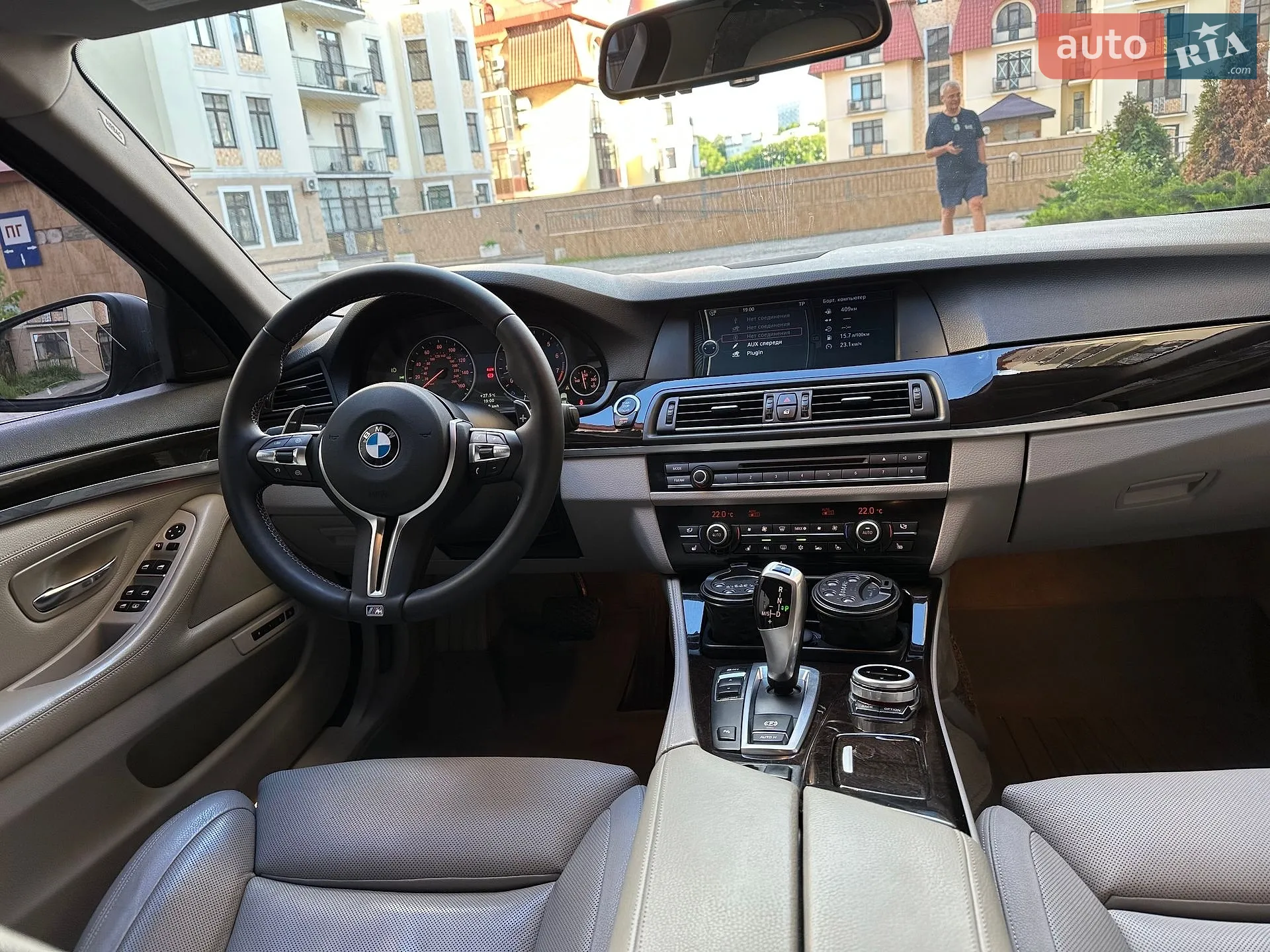 2012 BMW 5er - мініатюра 22