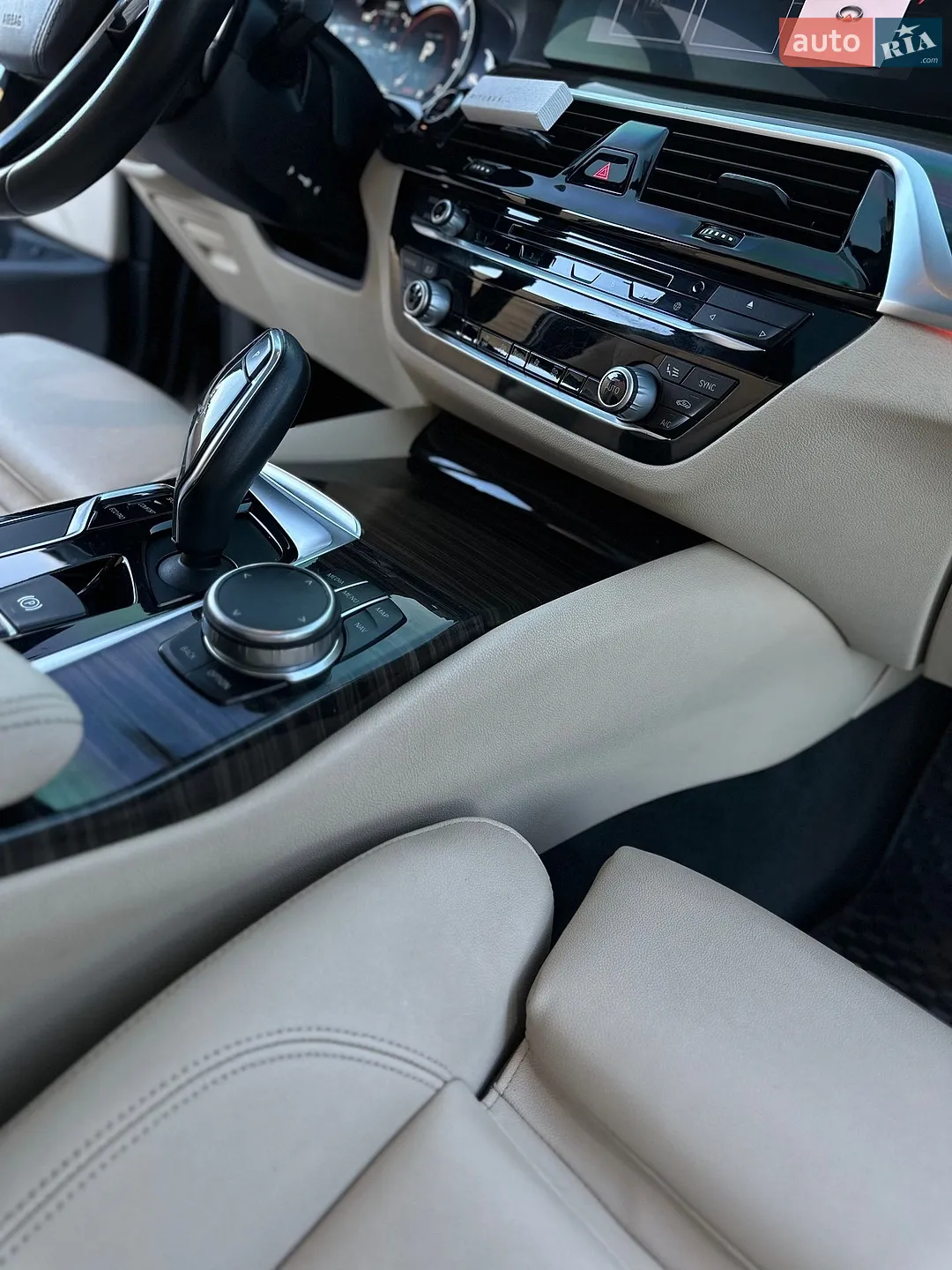 2017 BMW 5er - мініатюра 24