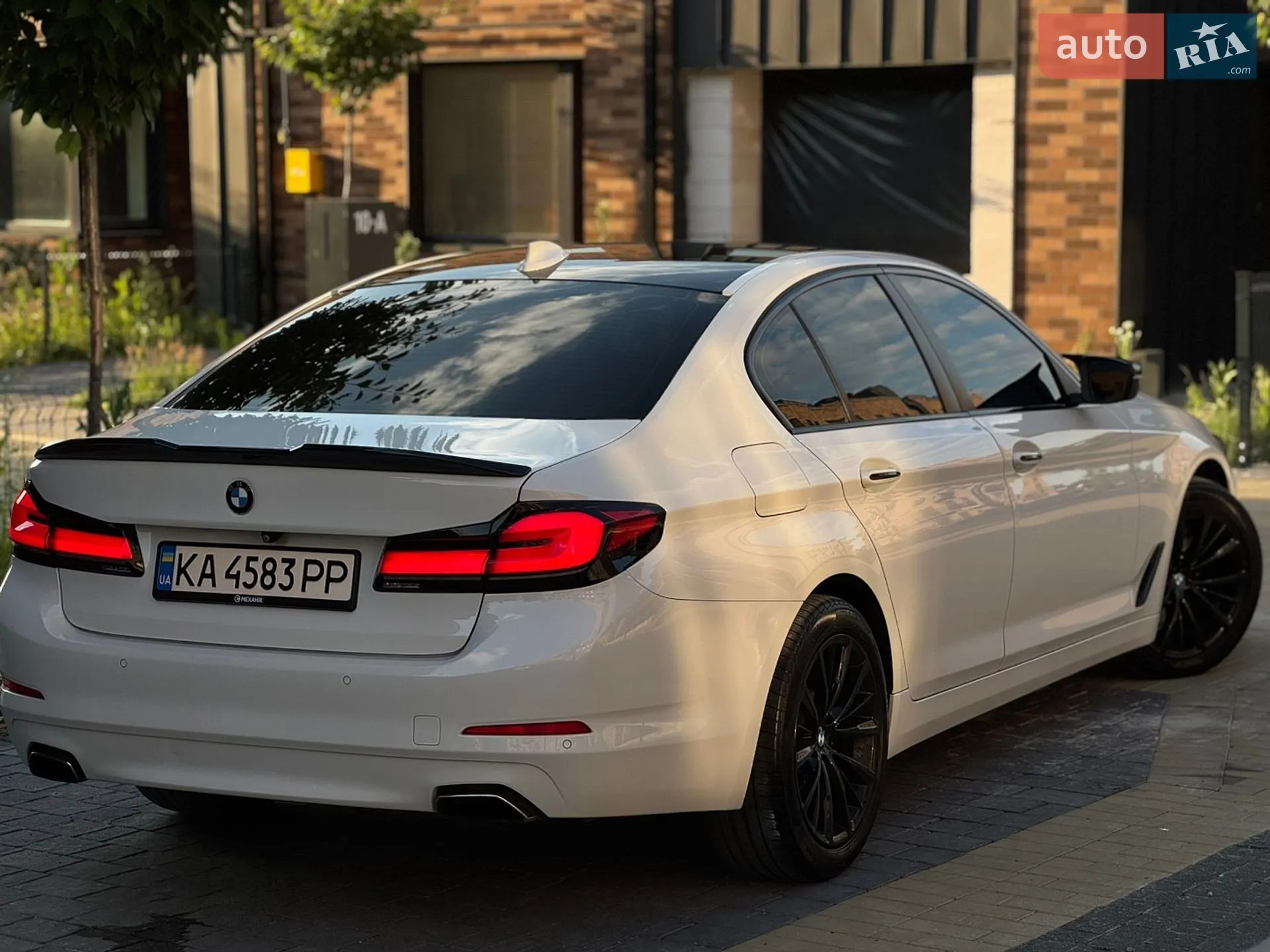 2017 BMW 5er - мініатюра 21