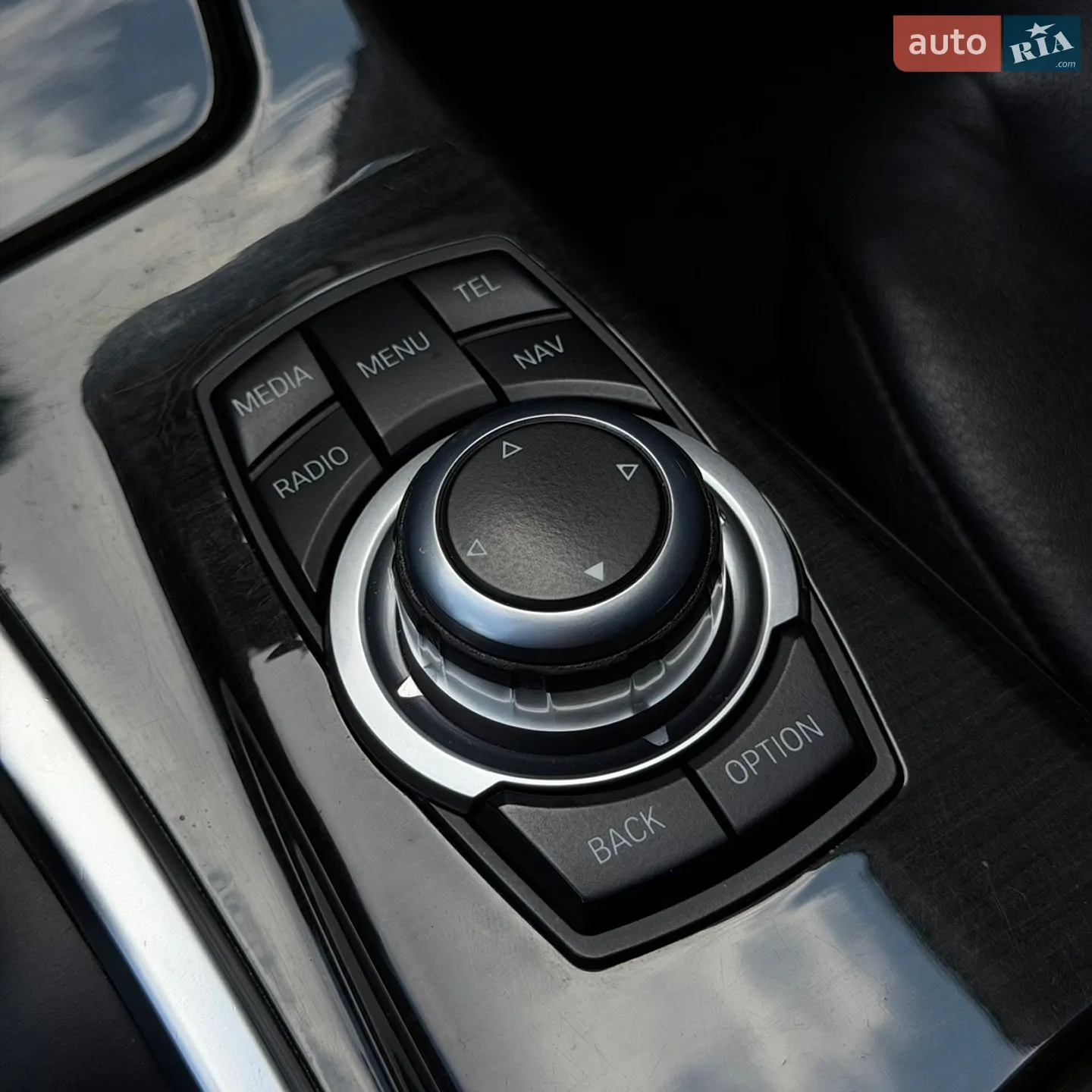 2012 BMW 5er - мініатюра 20