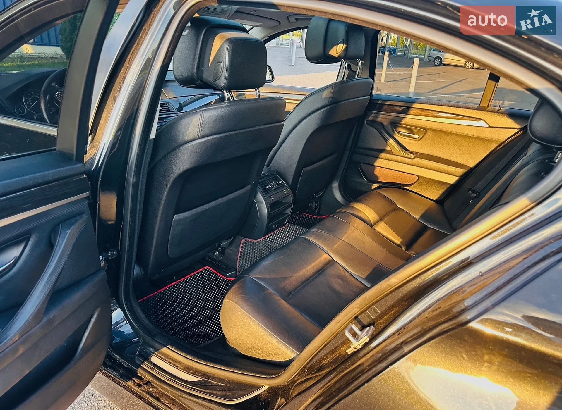 2011 BMW 5er - мініатюра 17