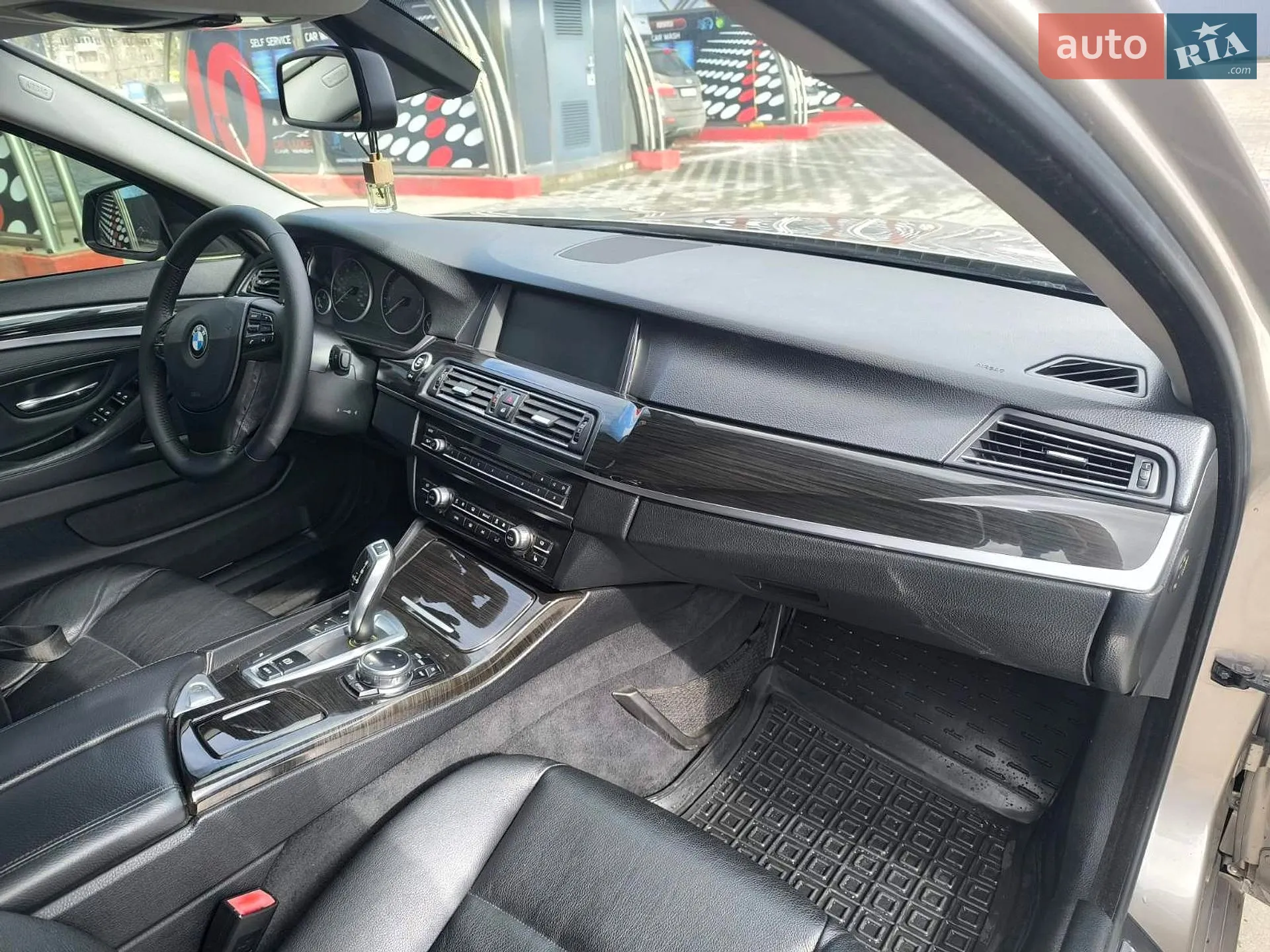 2011 BMW 5er - мініатюра 27