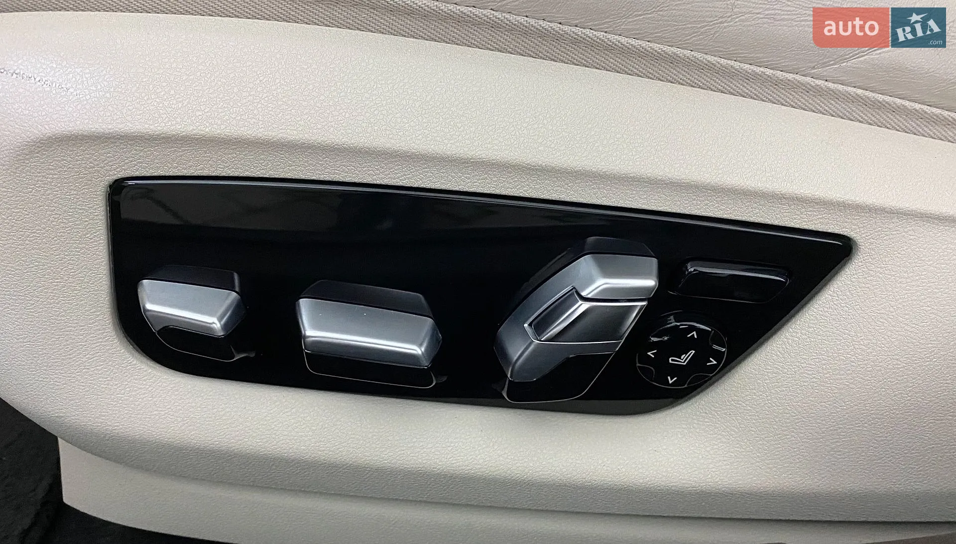 2017 BMW 5er - мініатюра 38