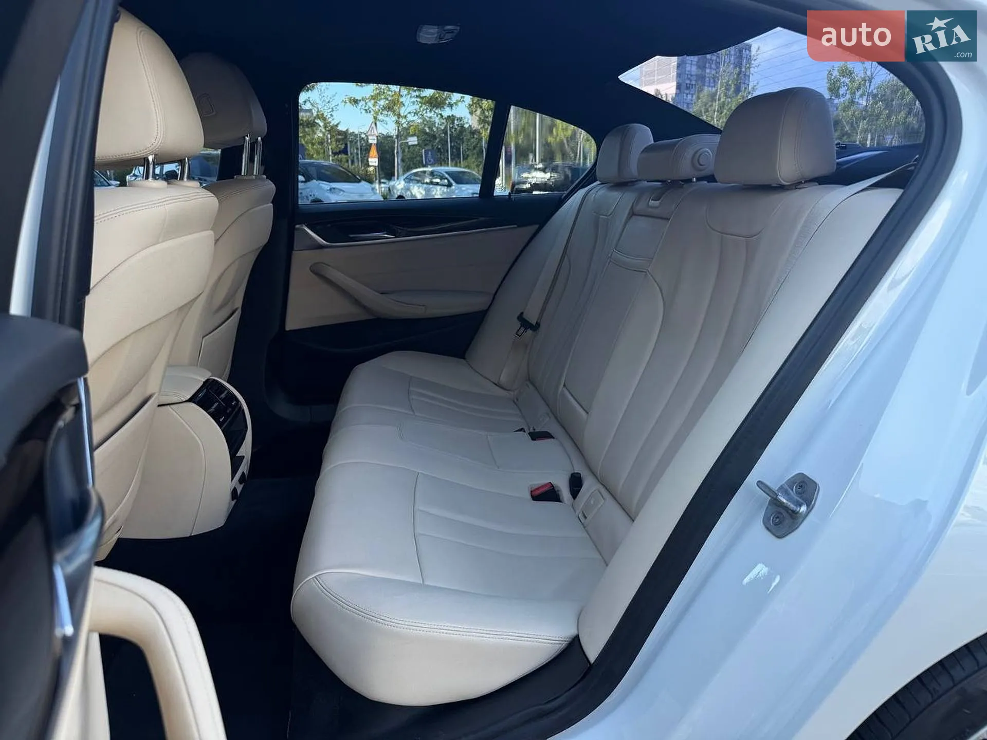 2017 BMW 5er - мініатюра 9