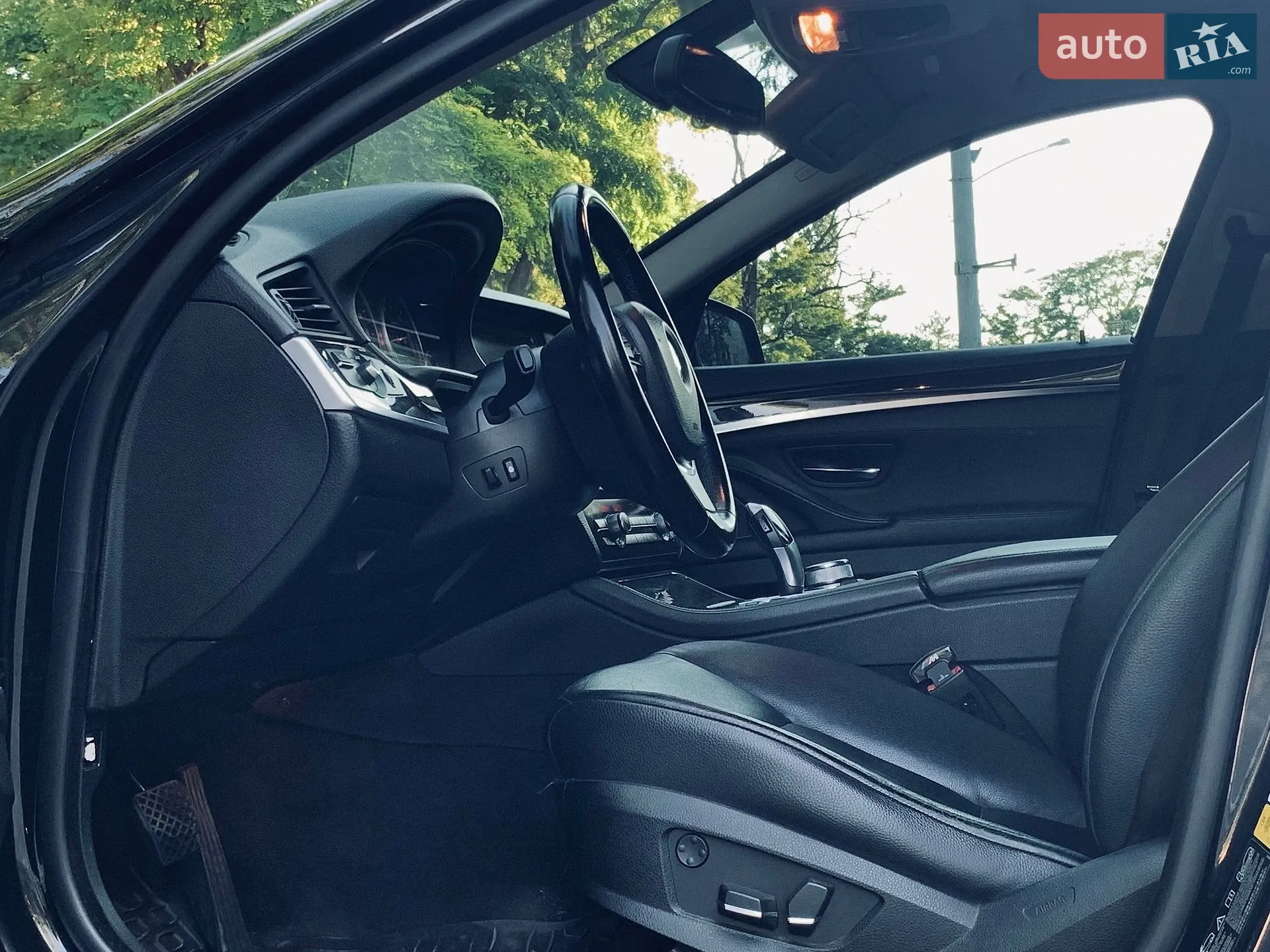 2012 BMW 5er - мініатюра 23