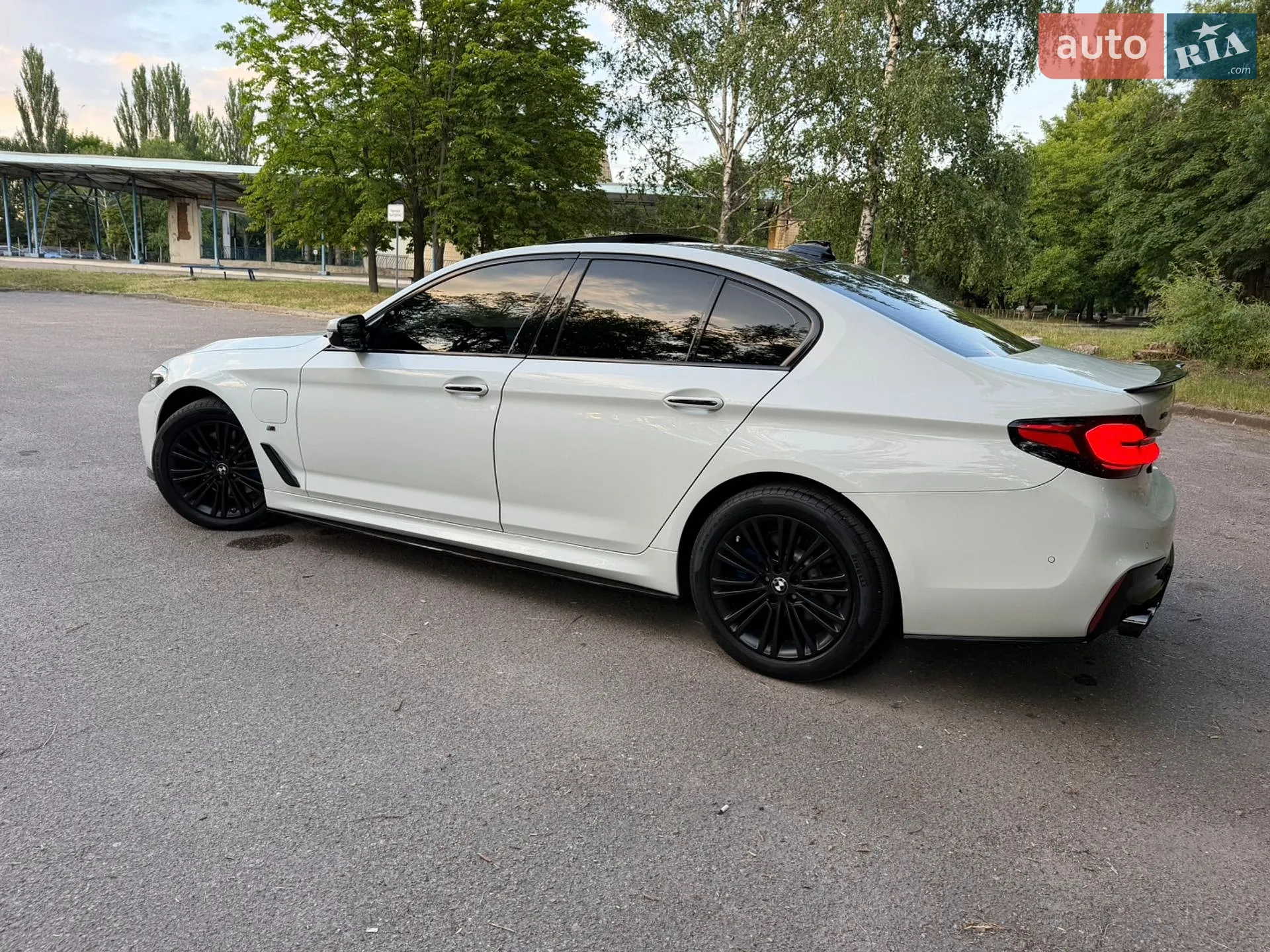 2017 BMW 5er - мініатюра 9